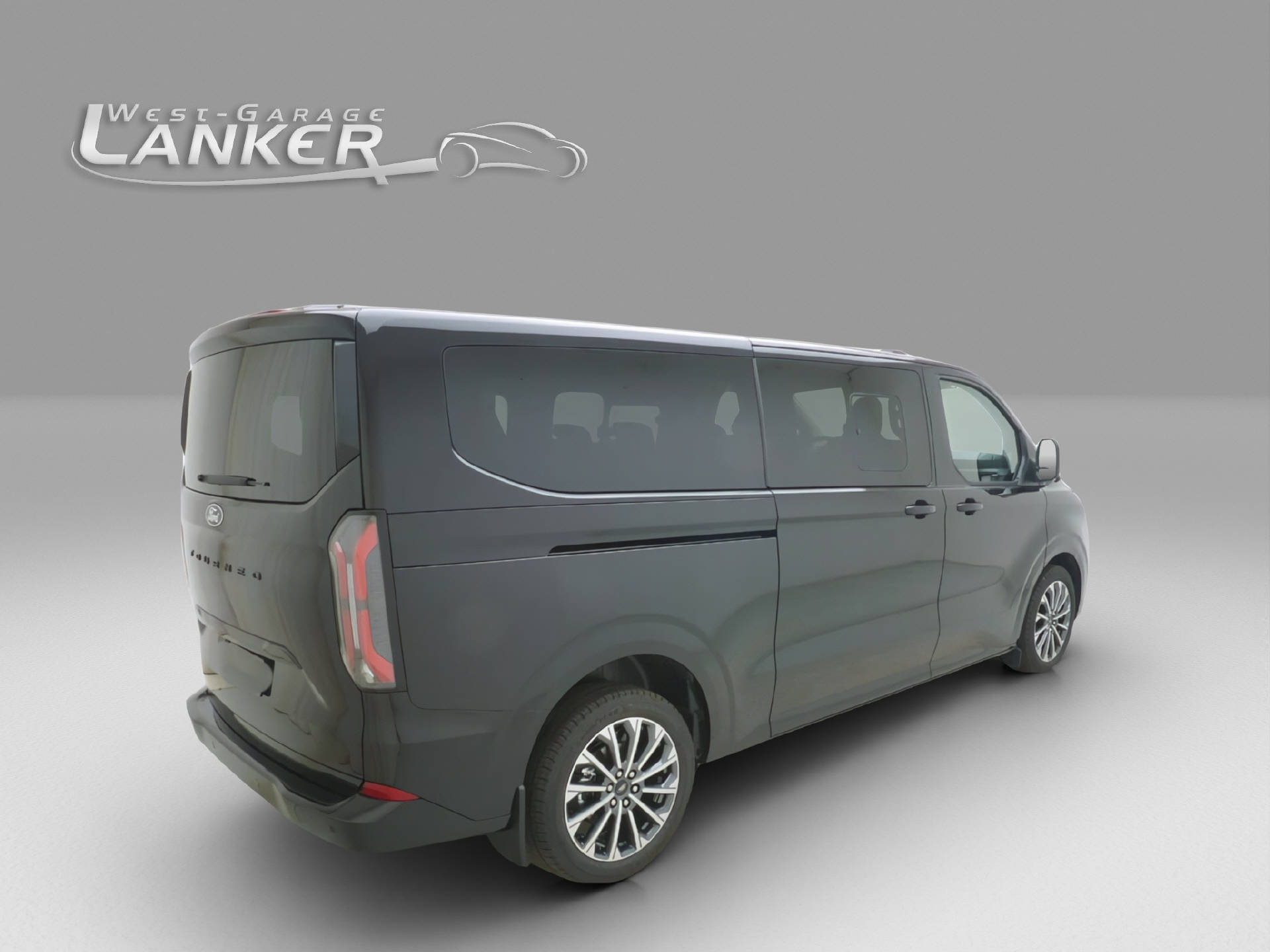 FORD Tourneo Custom 320 L2 2.0 EcoBlue 170 Titanium X-image-1