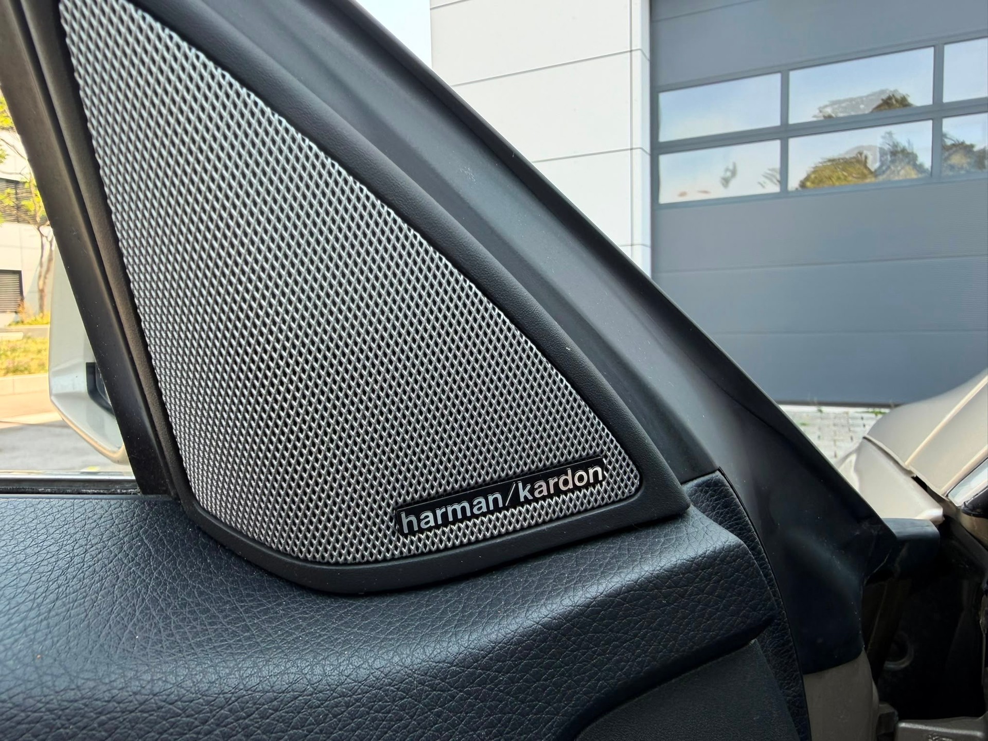 MERCEDES-BENZ E 500 V8 Edition 7G-Tronic-image-15