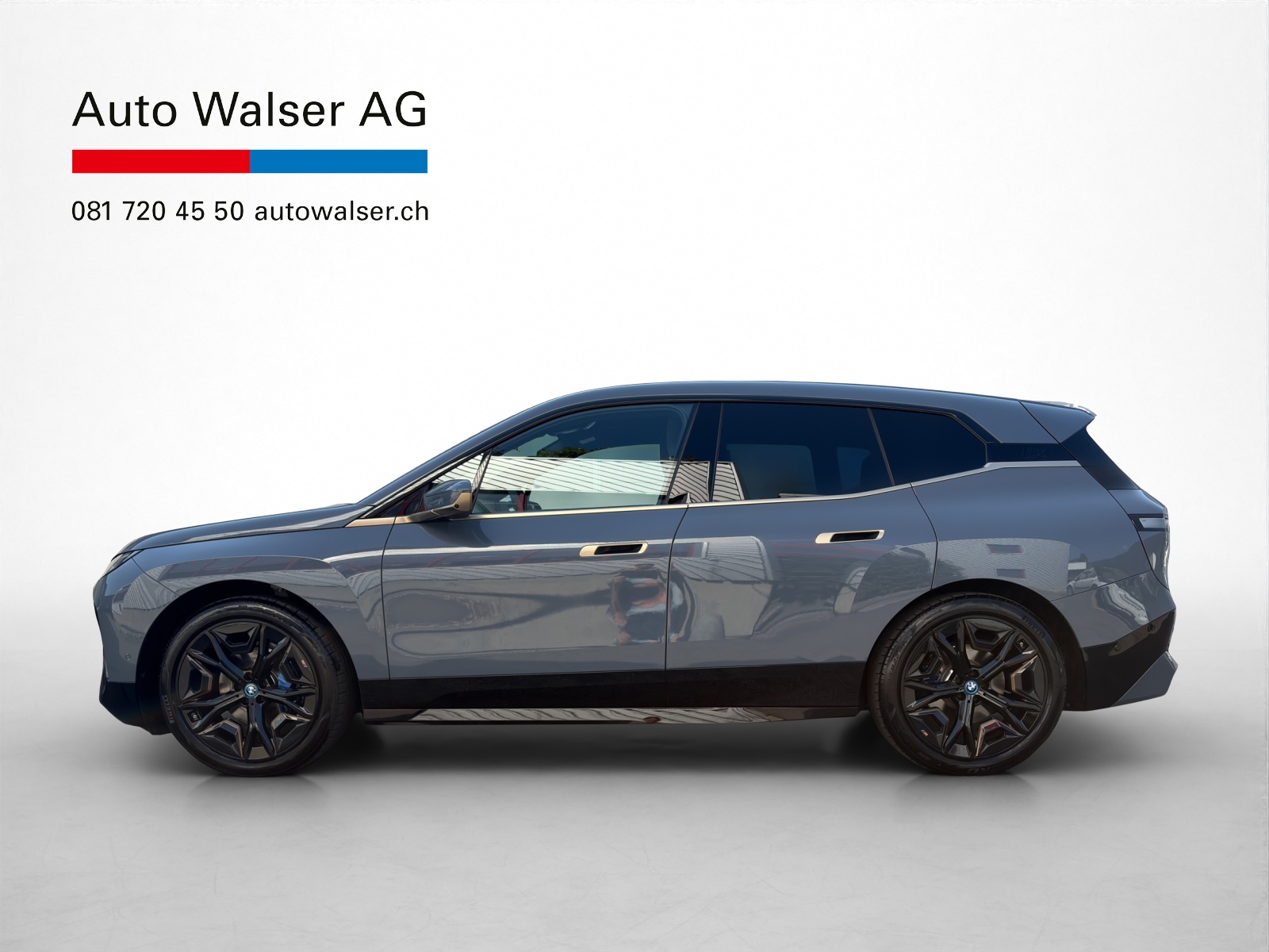 BMW iX xDrive40-image-1