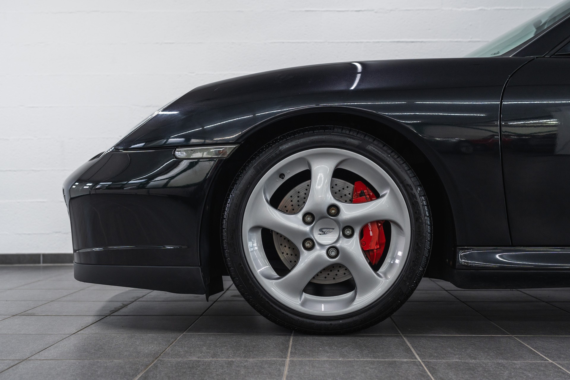 PORSCHE 911 Carrera 4S Manual + sport seats-image-7