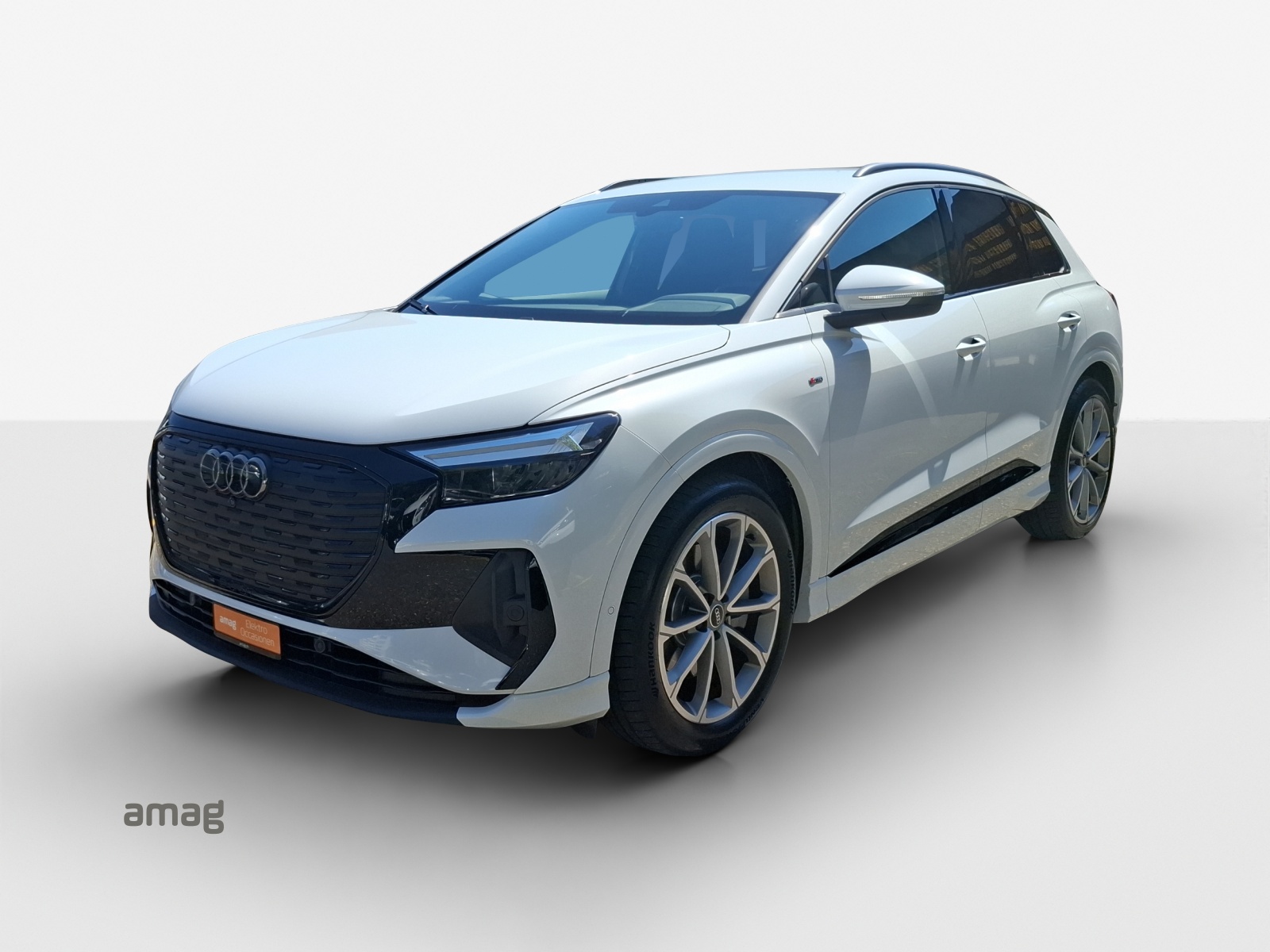 AUDI Q4 e-tron 45 quattro