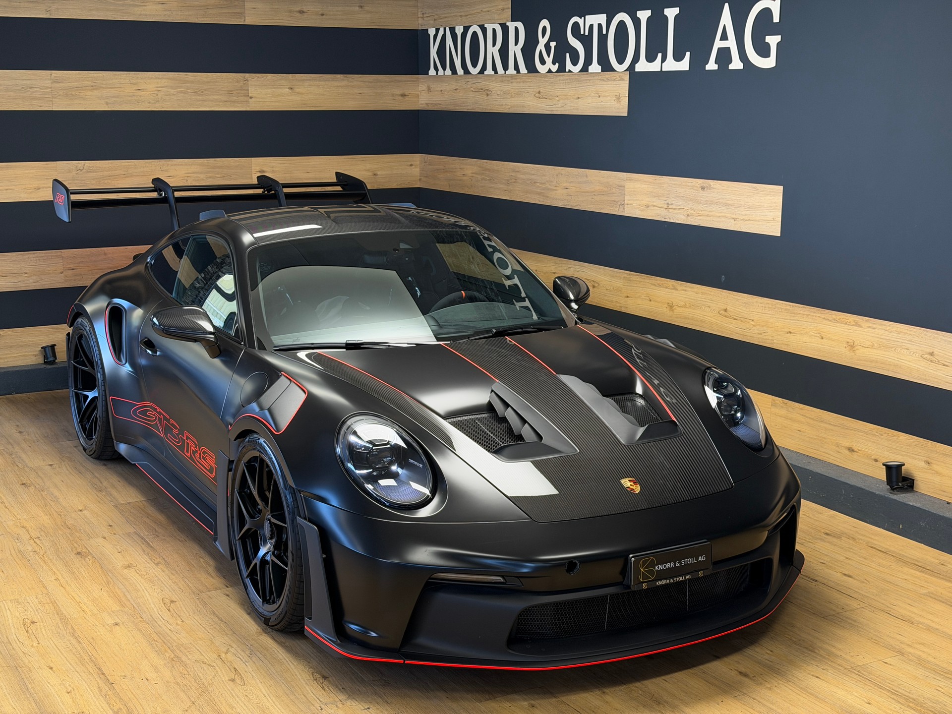 PORSCHE 911 GT3 RS-image-3