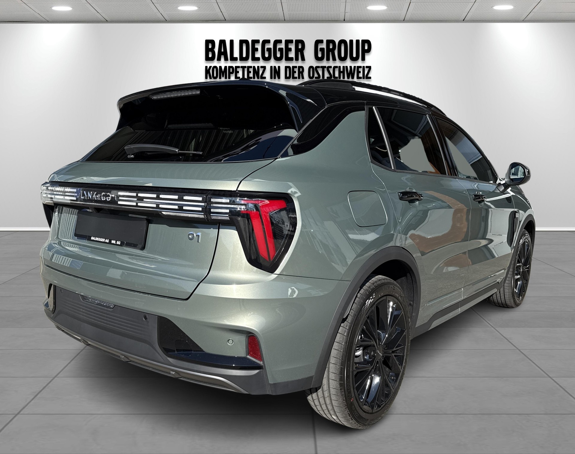 LYNK & CO 01 1.5 PHEV More-showroom-element-1
