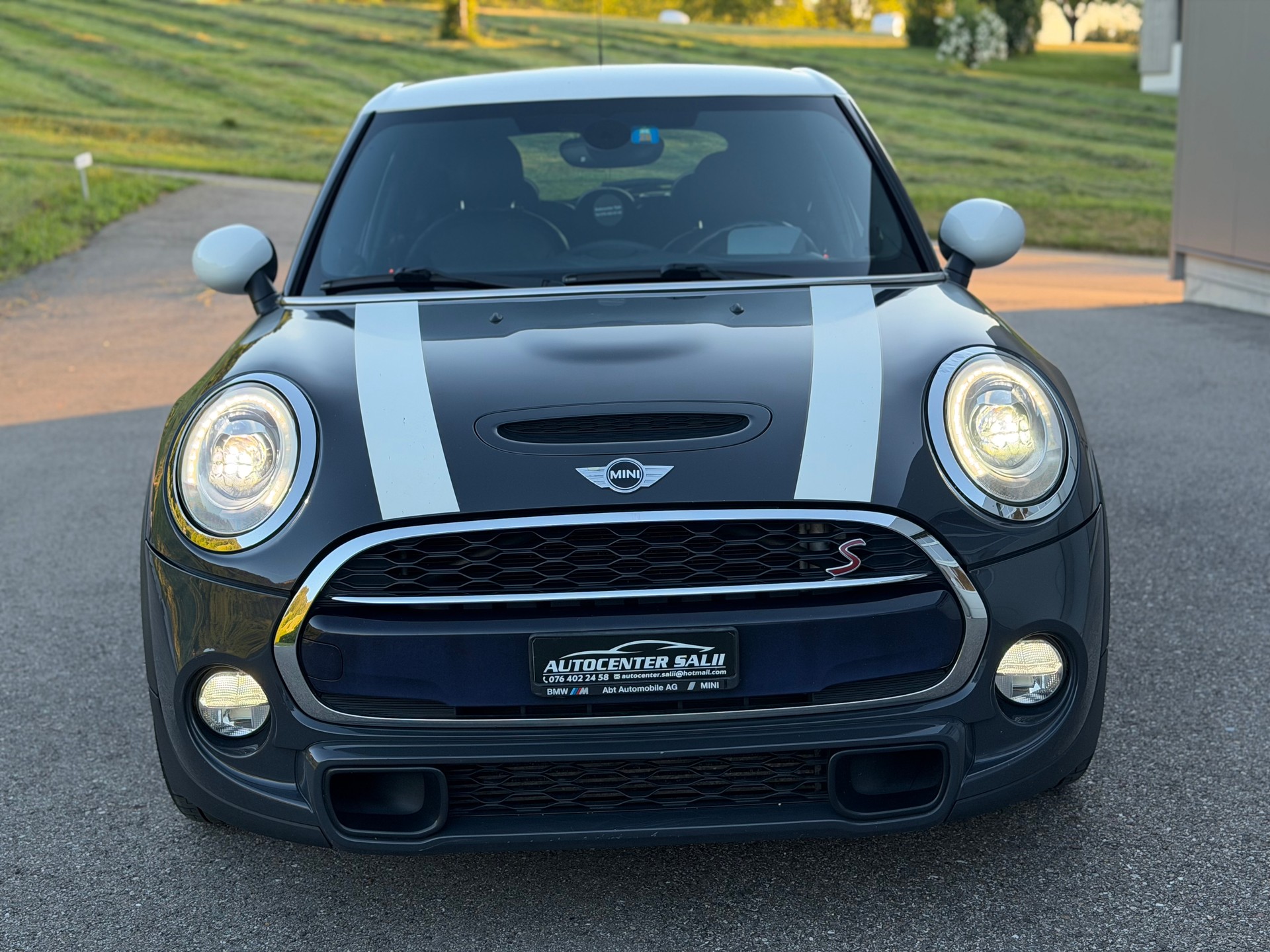 MINI Cooper S Steptronic-image-1