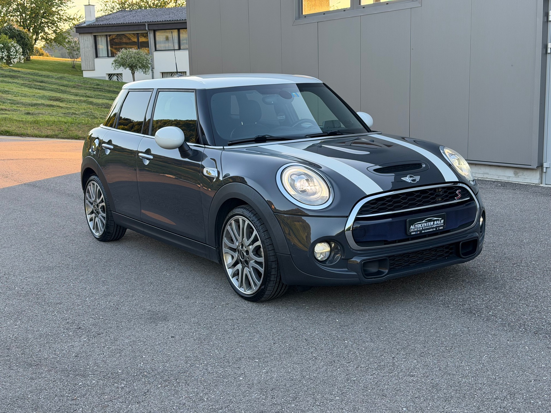 MINI Cooper S Steptronic-image-2