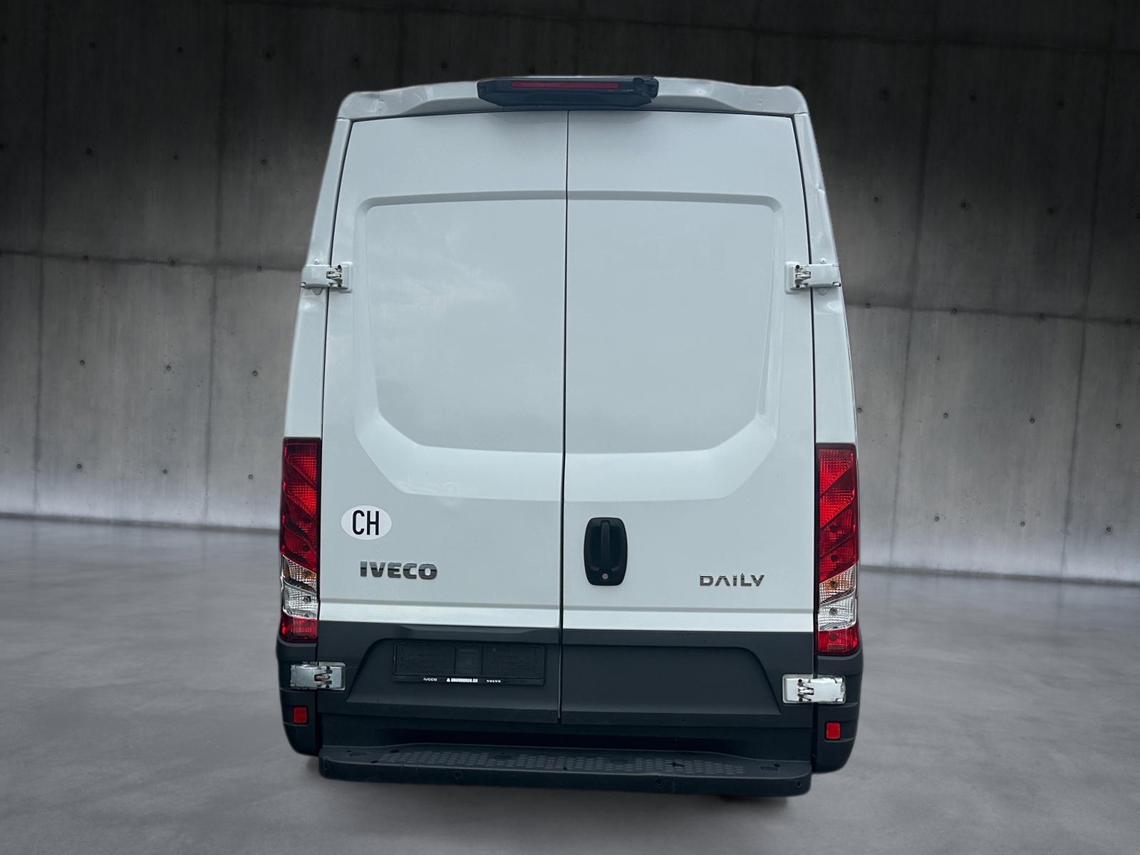 IVECO 35 S 16 A8 V Automatik-image-2