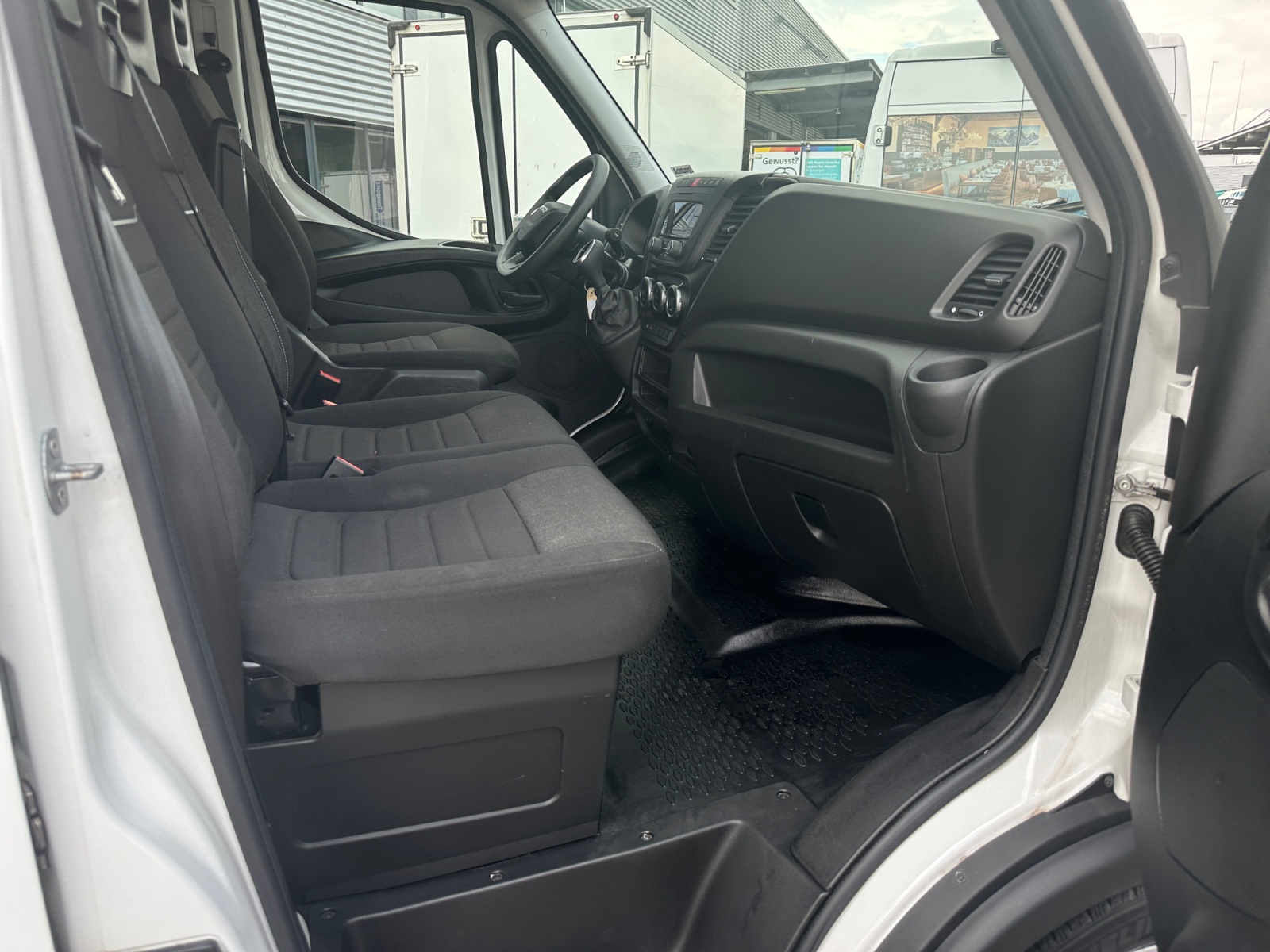 IVECO 35 S 16 A8 V Automatik-image-10