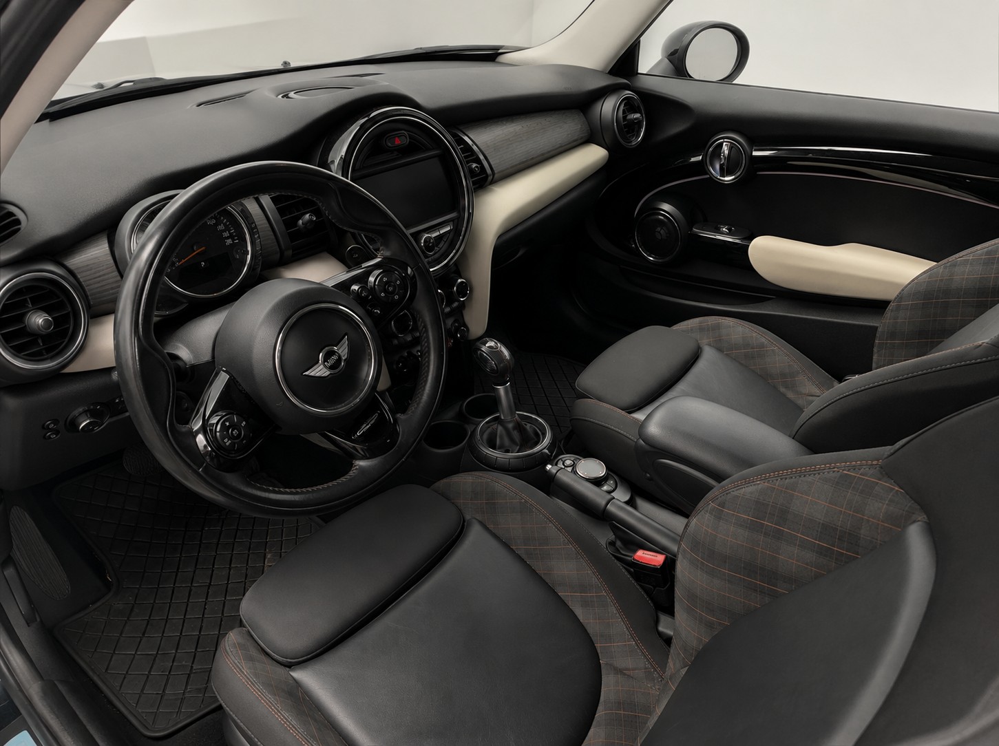 MINI Cooper S Steptronic-image-3