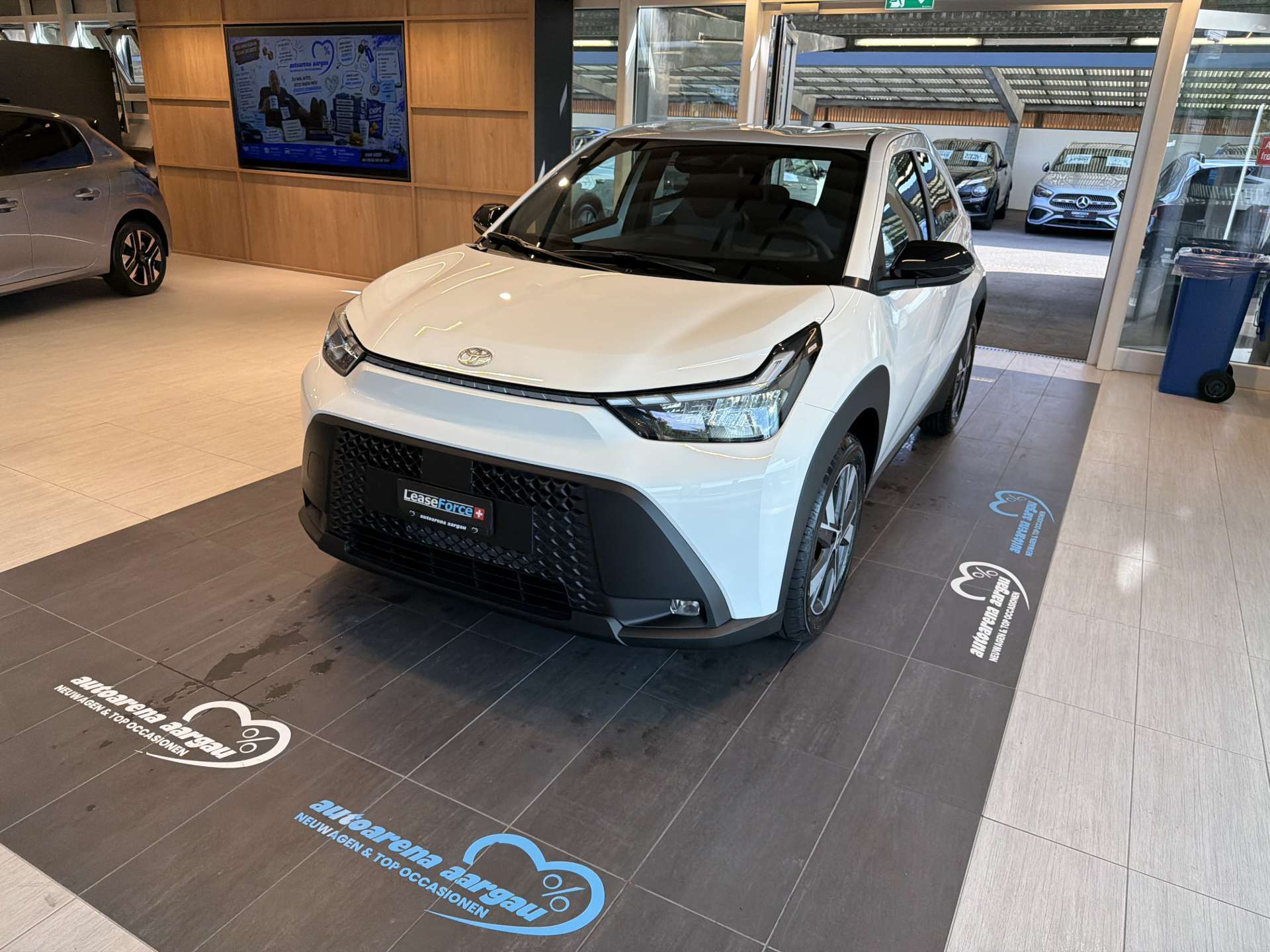 TOYOTA Aygo X 1.5 Comfort NEUES MODELL e-CVT Automat-image-0
