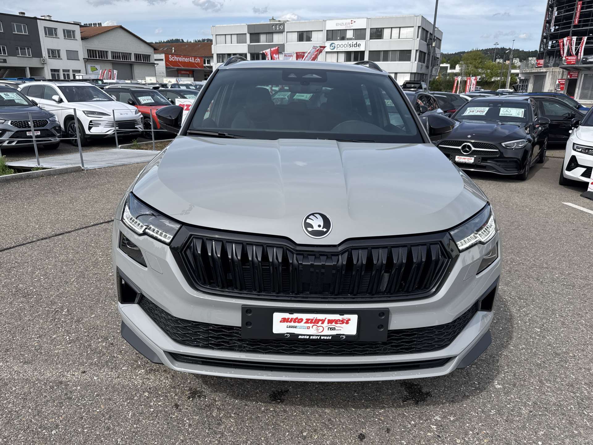 SKODA Karoq 2.0 TSi SportLine 4x4 DSG-Automat-image-13
