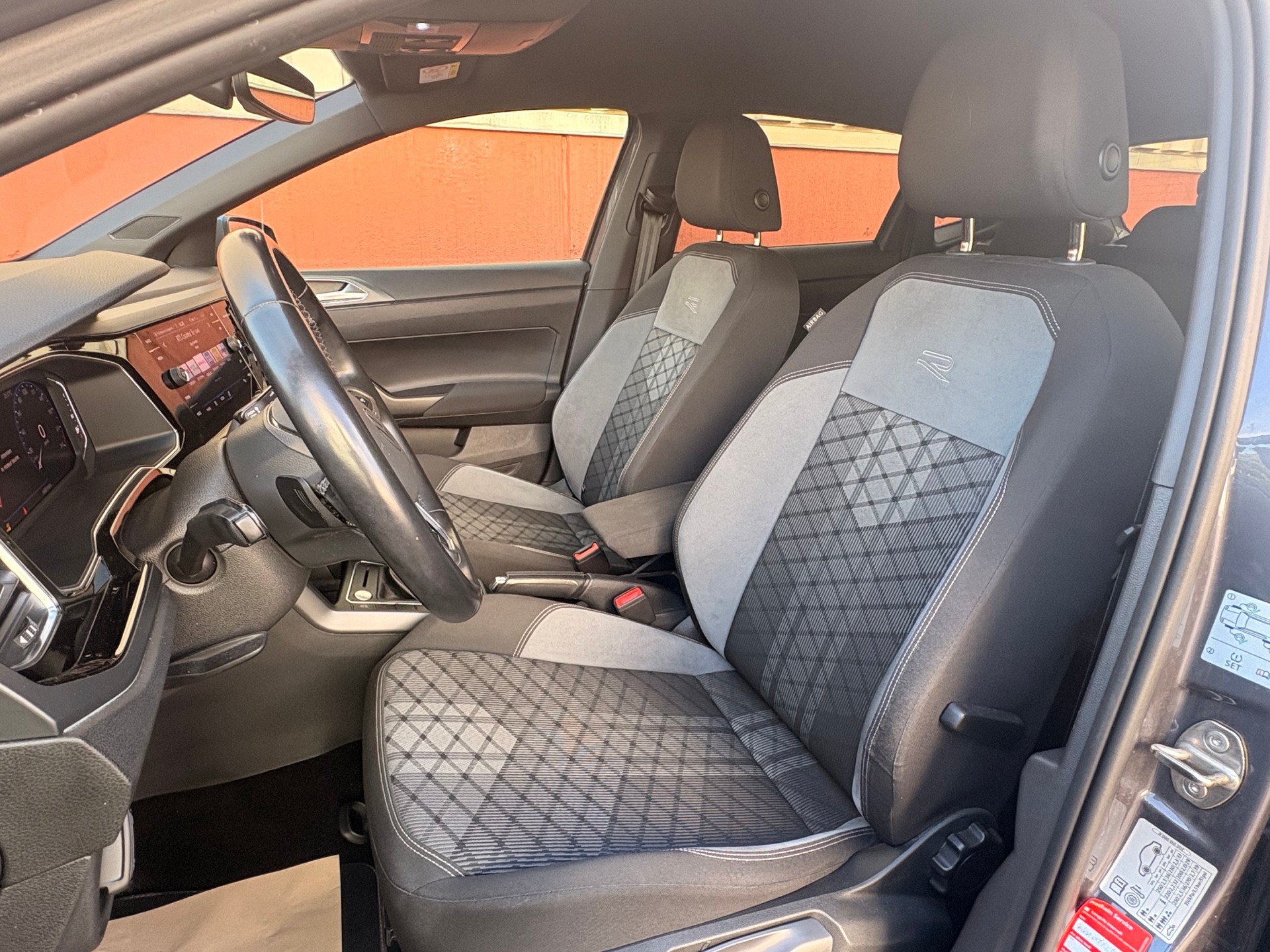 VW Polo 1.0 TSI R-Line DSG-image-6