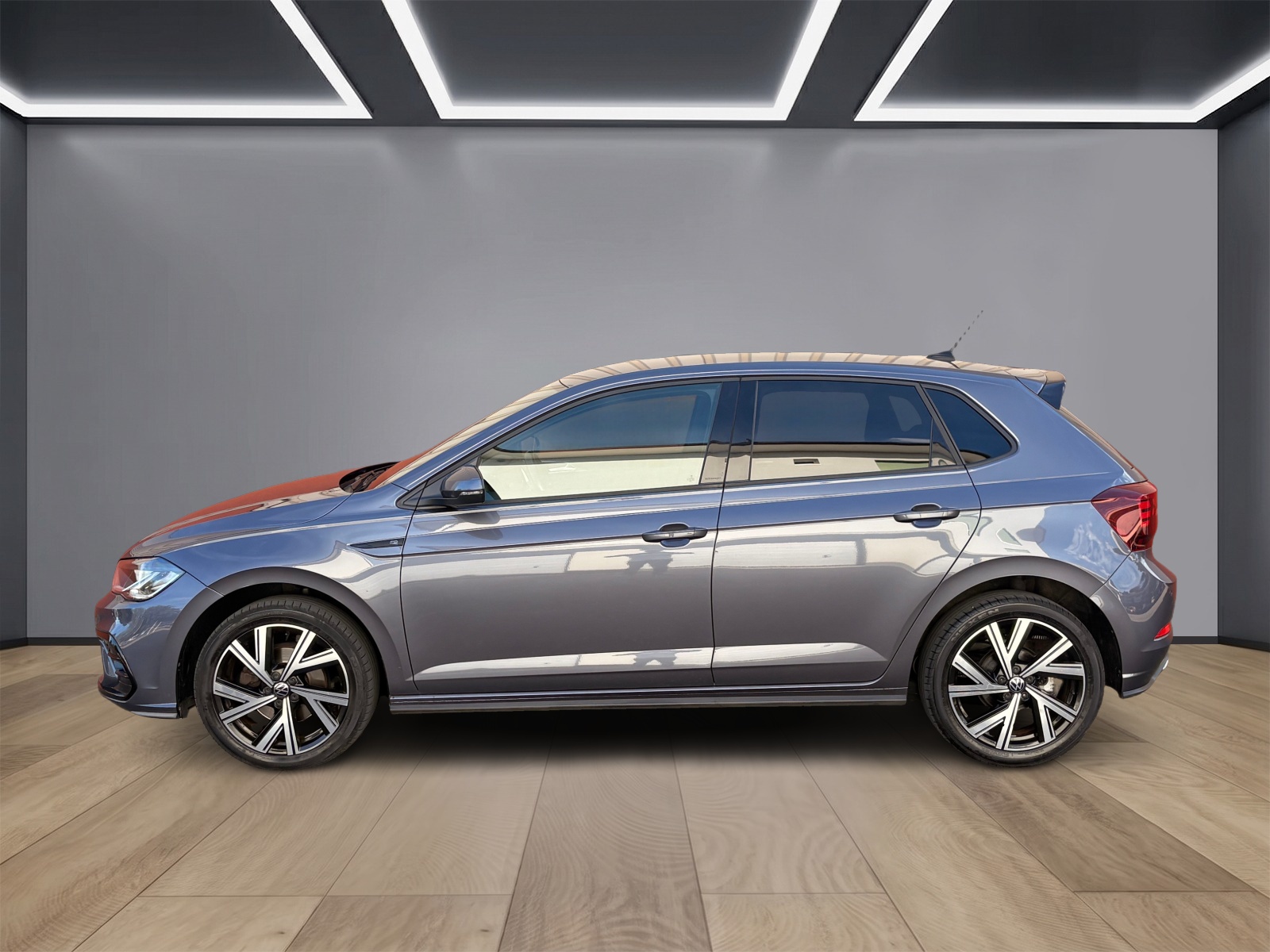 VW Polo 1.0 TSI R-Line DSG-image-2