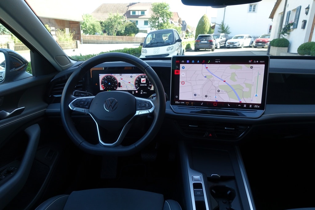 VW Passat Variant 1.5 eTSI evo2 Business DSG-image-8