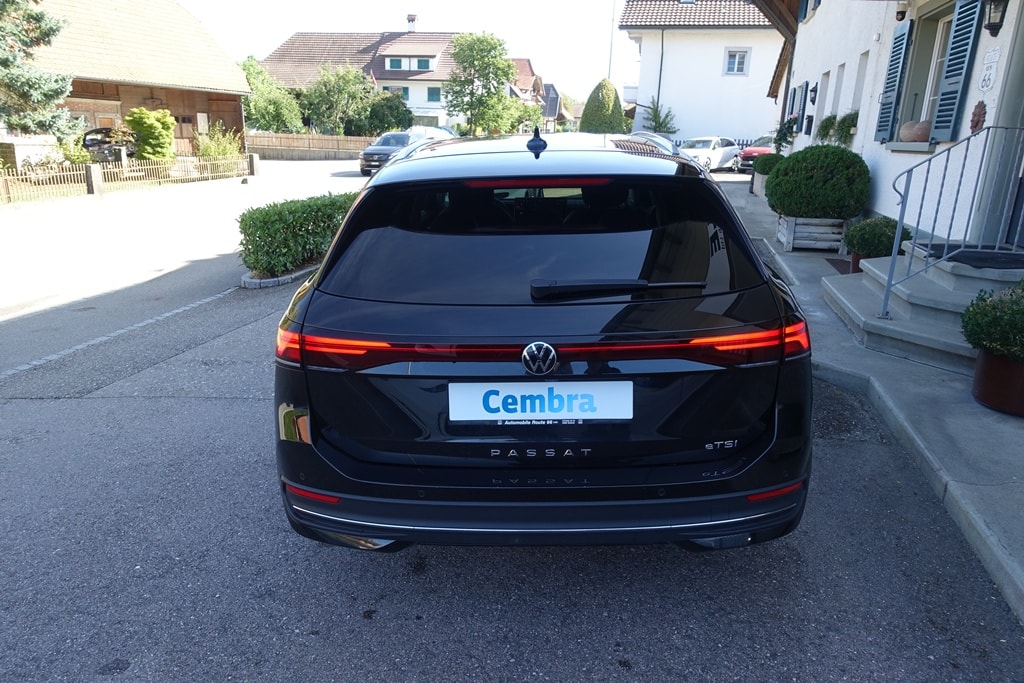 VW Passat Variant 1.5 eTSI evo2 Business DSG-image-4