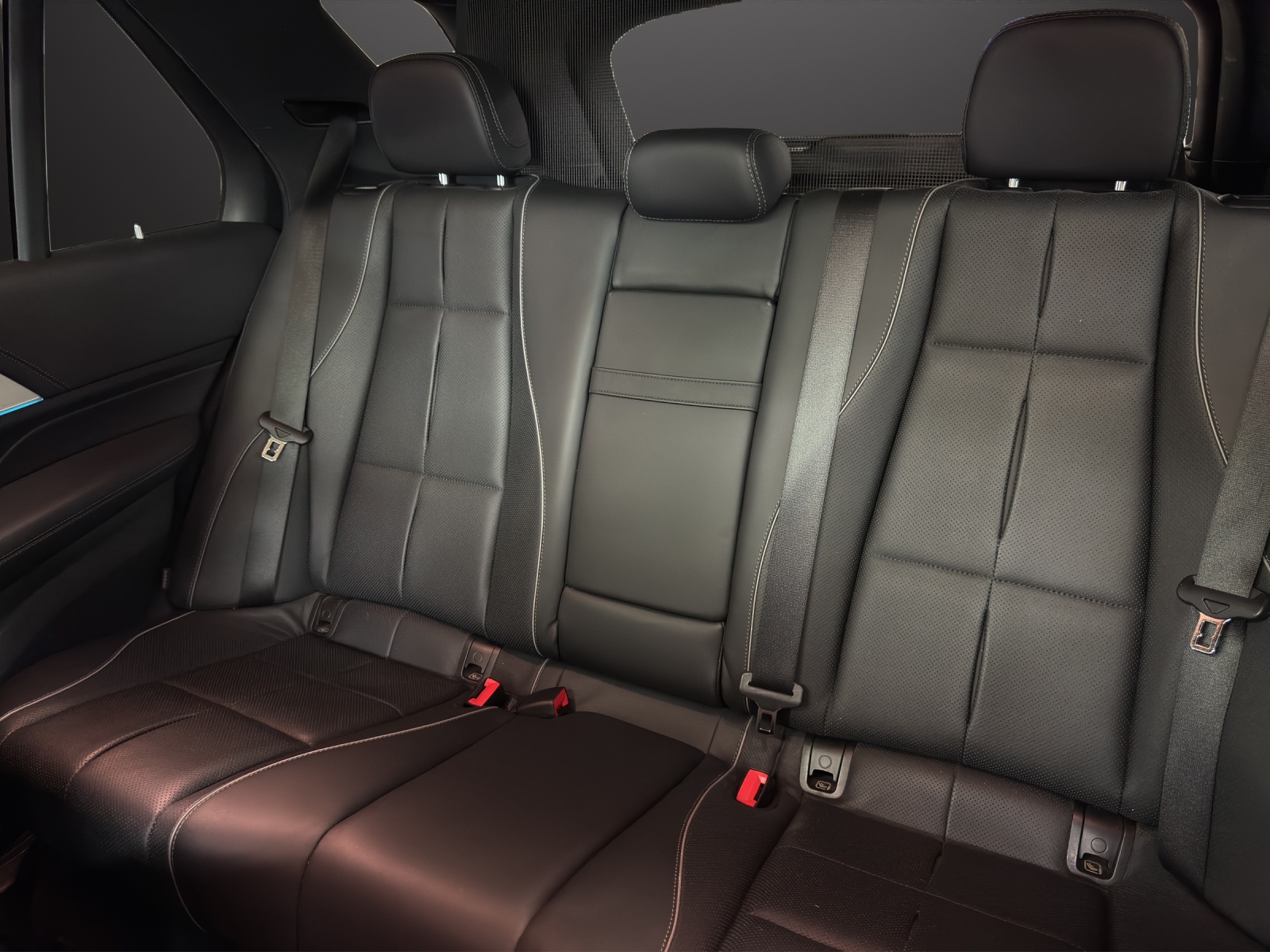 MERCEDES-BENZ GLE 350 e AMG Line 4M 9G-image-14