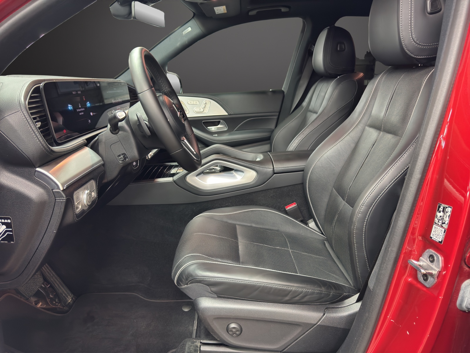 MERCEDES-BENZ GLE 350 e AMG Line 4M 9G-image-9