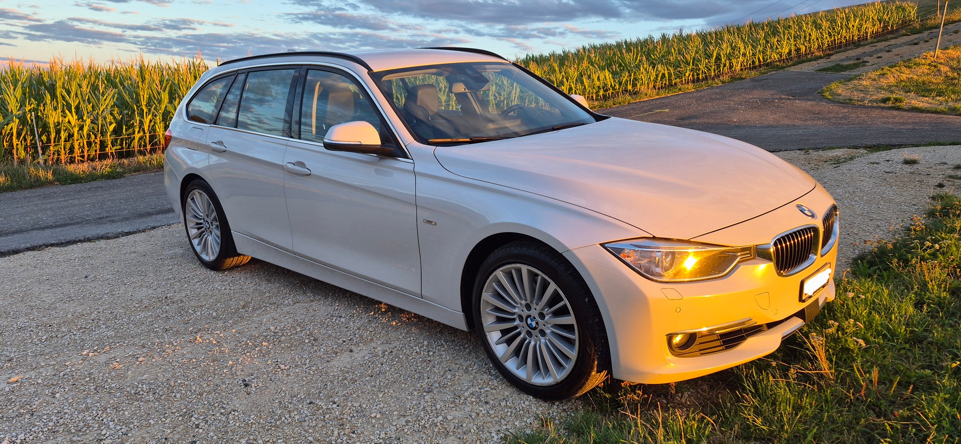 BMW 330d-image-0