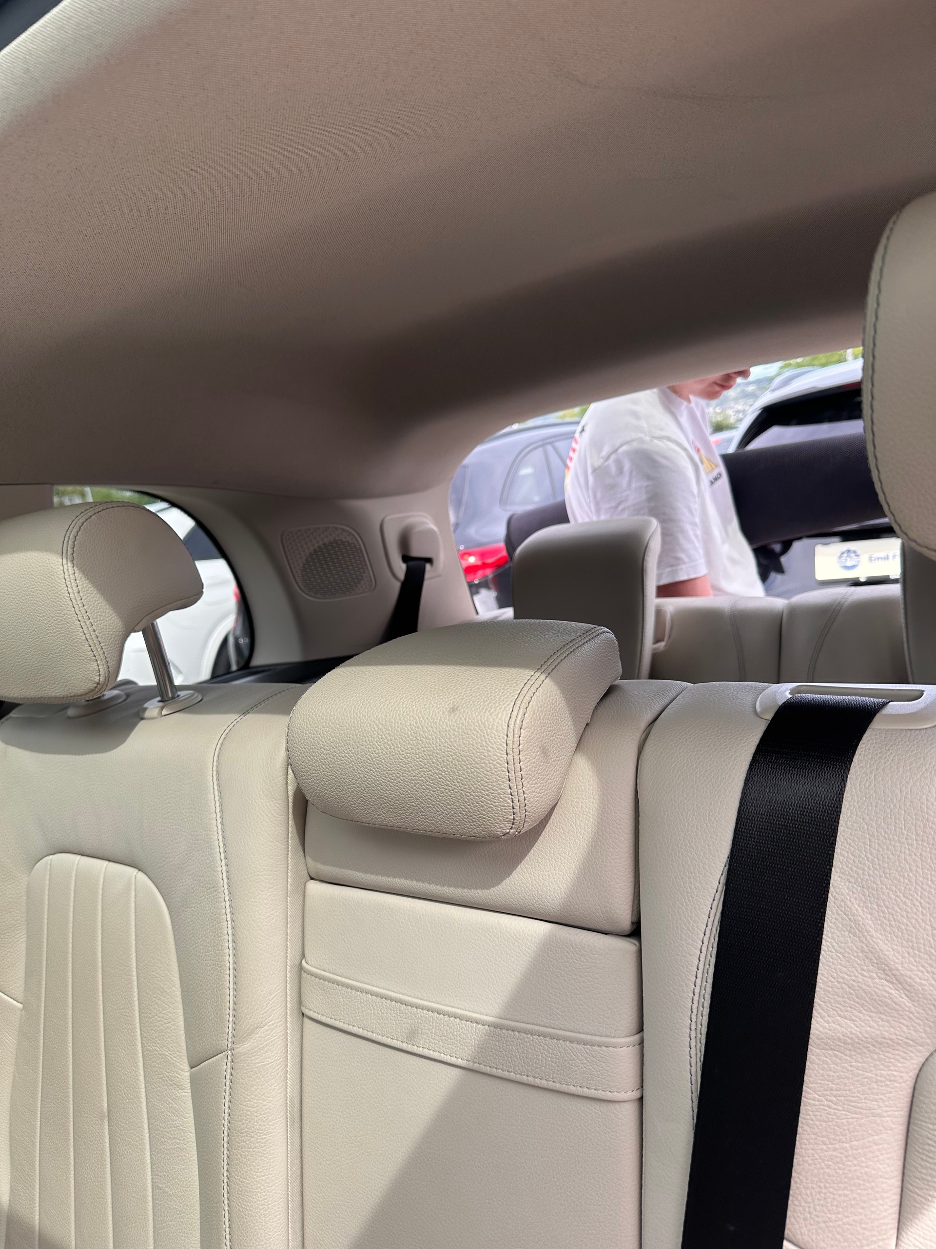 MERCEDES-BENZ GLB 220 d Progressive 4matic-image-9