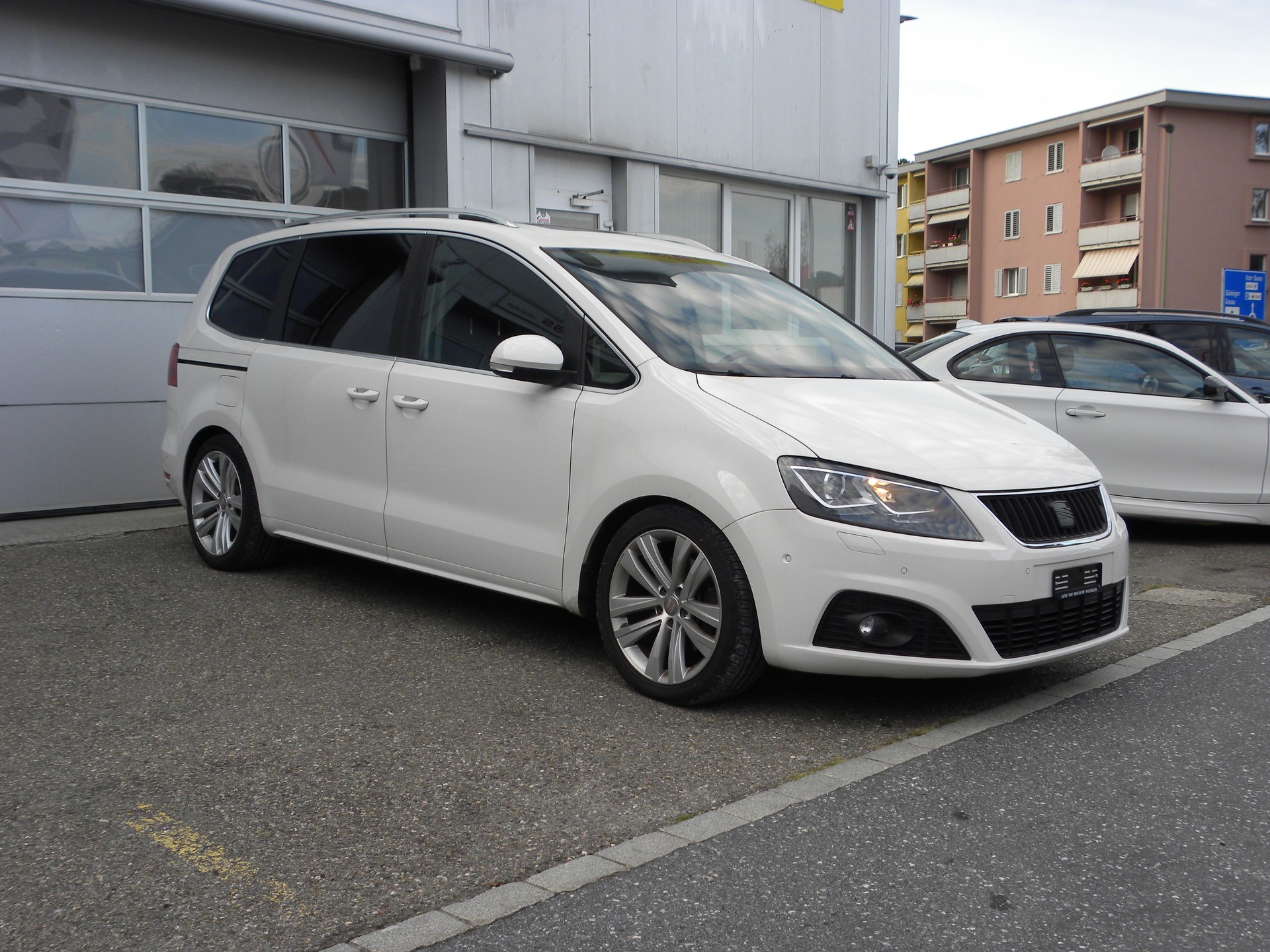 SEAT Alhambra 2.0 TDI Style 7-Plätzer-image-1