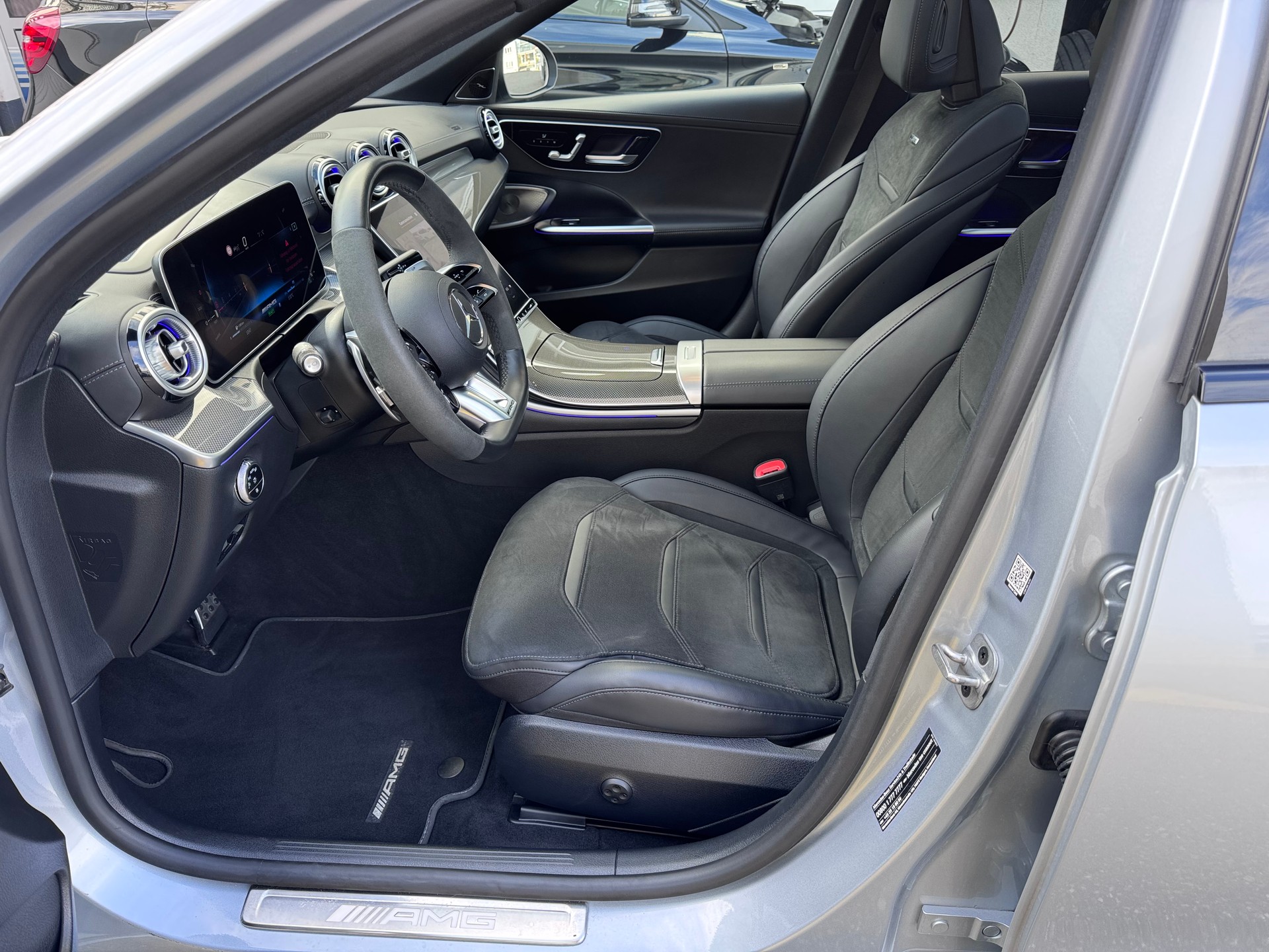 MERCEDES-BENZ C 63 S AMG E Performance 4 Matic Executive Edition-image-7