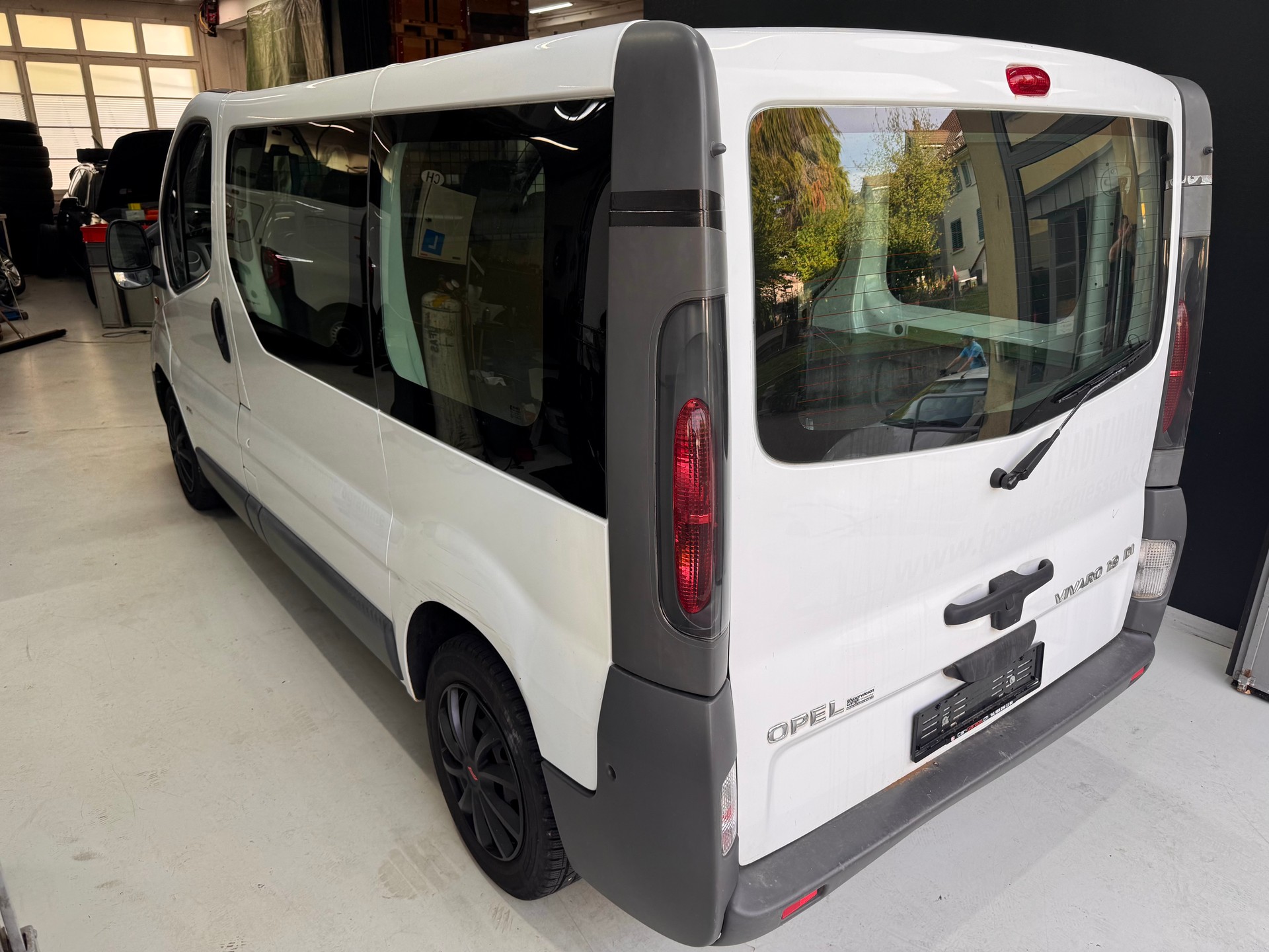 OPEL Vivaro 1.9 CDTI 2.7t-image-3