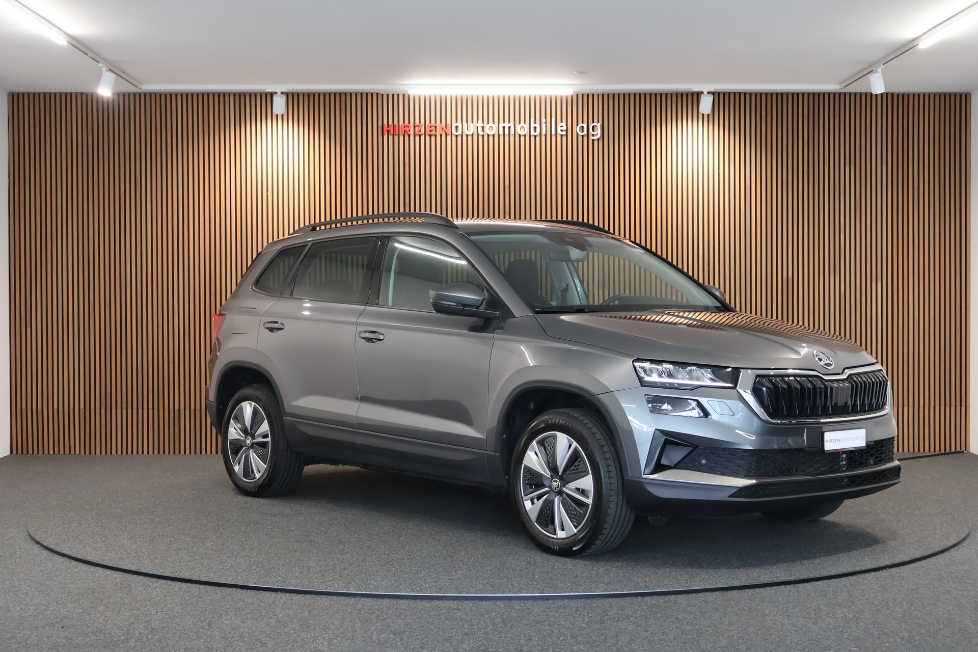 SKODA Karoq 1.5 TSI Ambition DSG-image-6