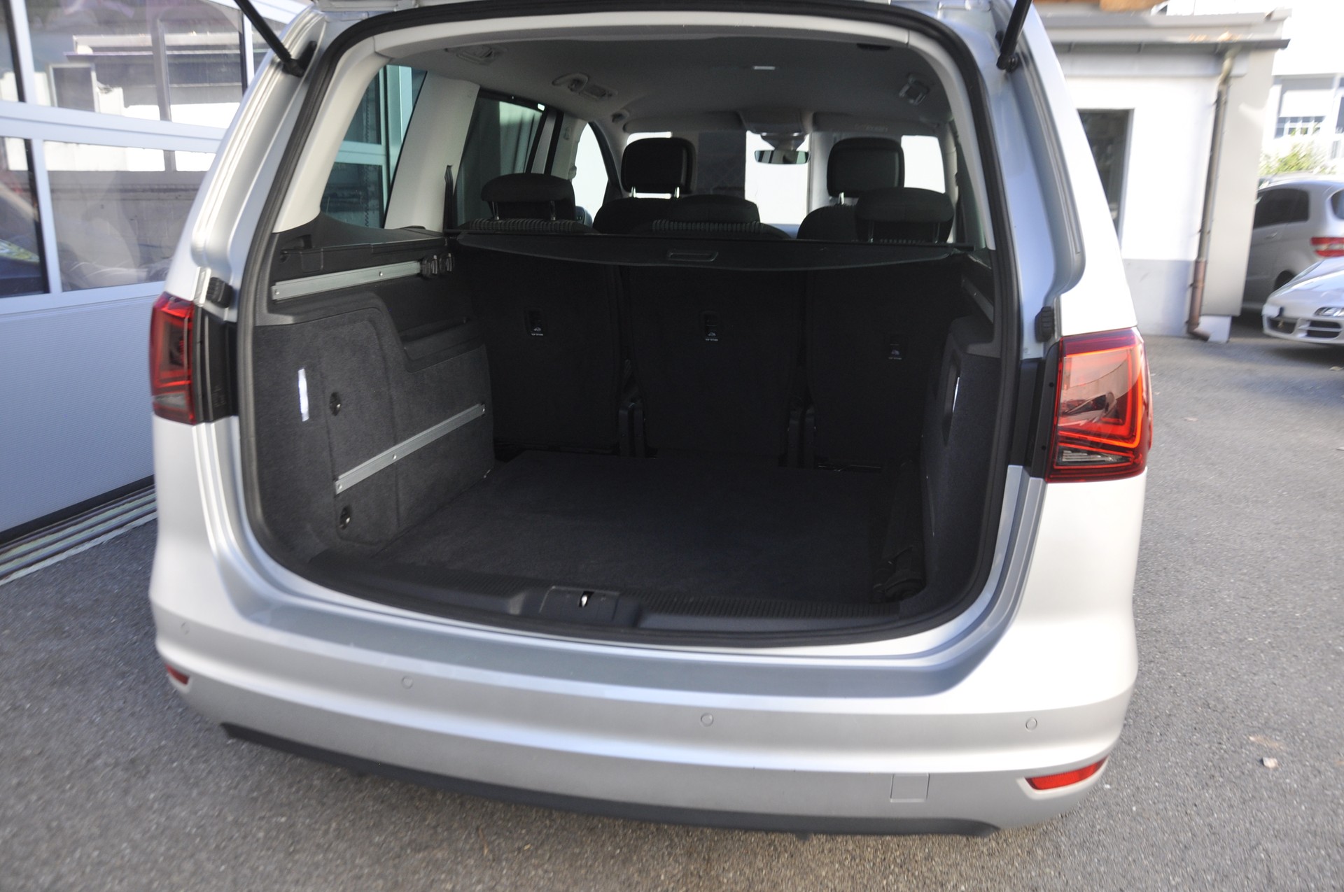 SEAT Alhambra 1.4 TSI DSG Style-image-13