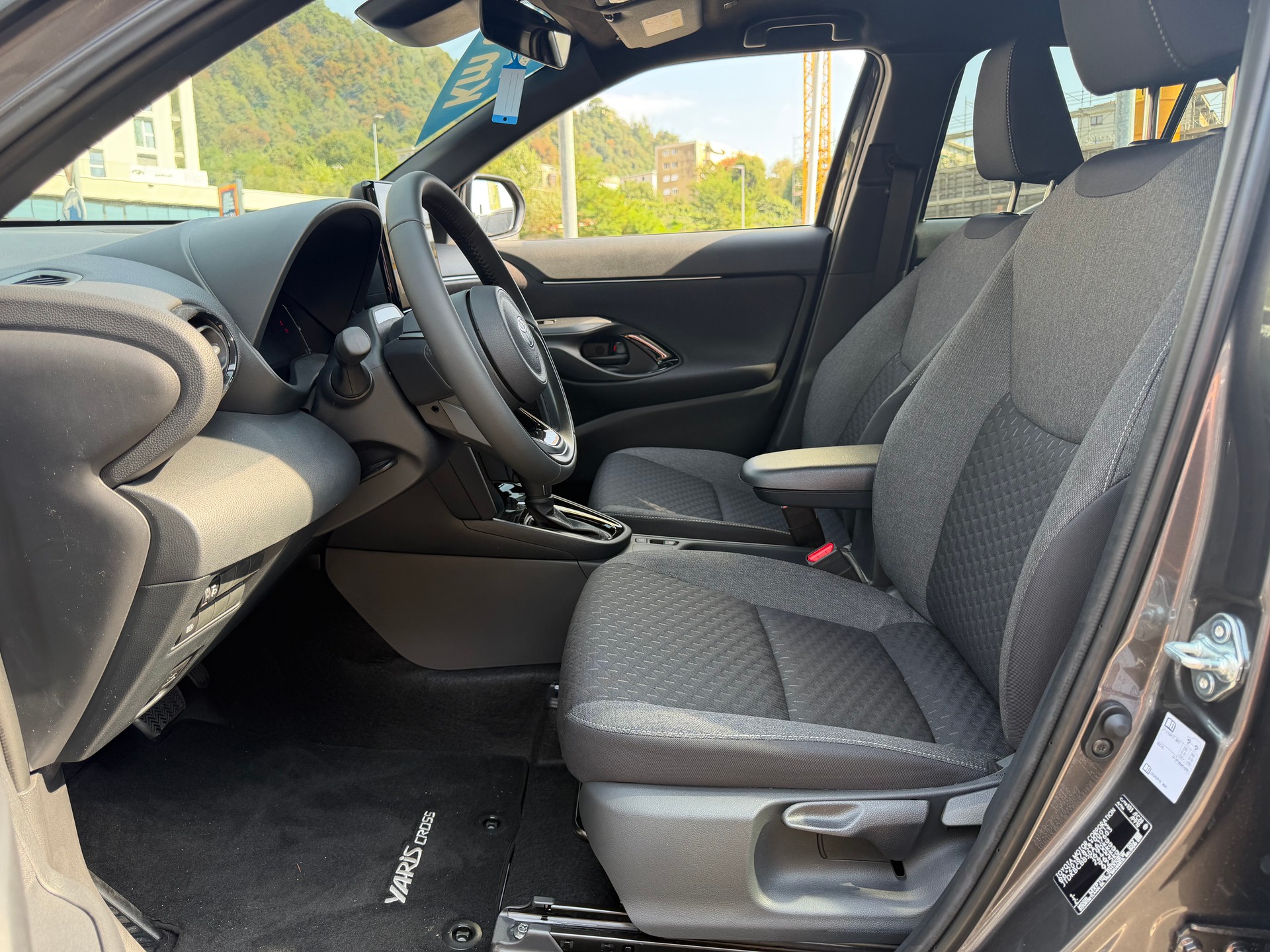 TOYOTA Yaris Cross 1.5 Trend e-CVT-image-9