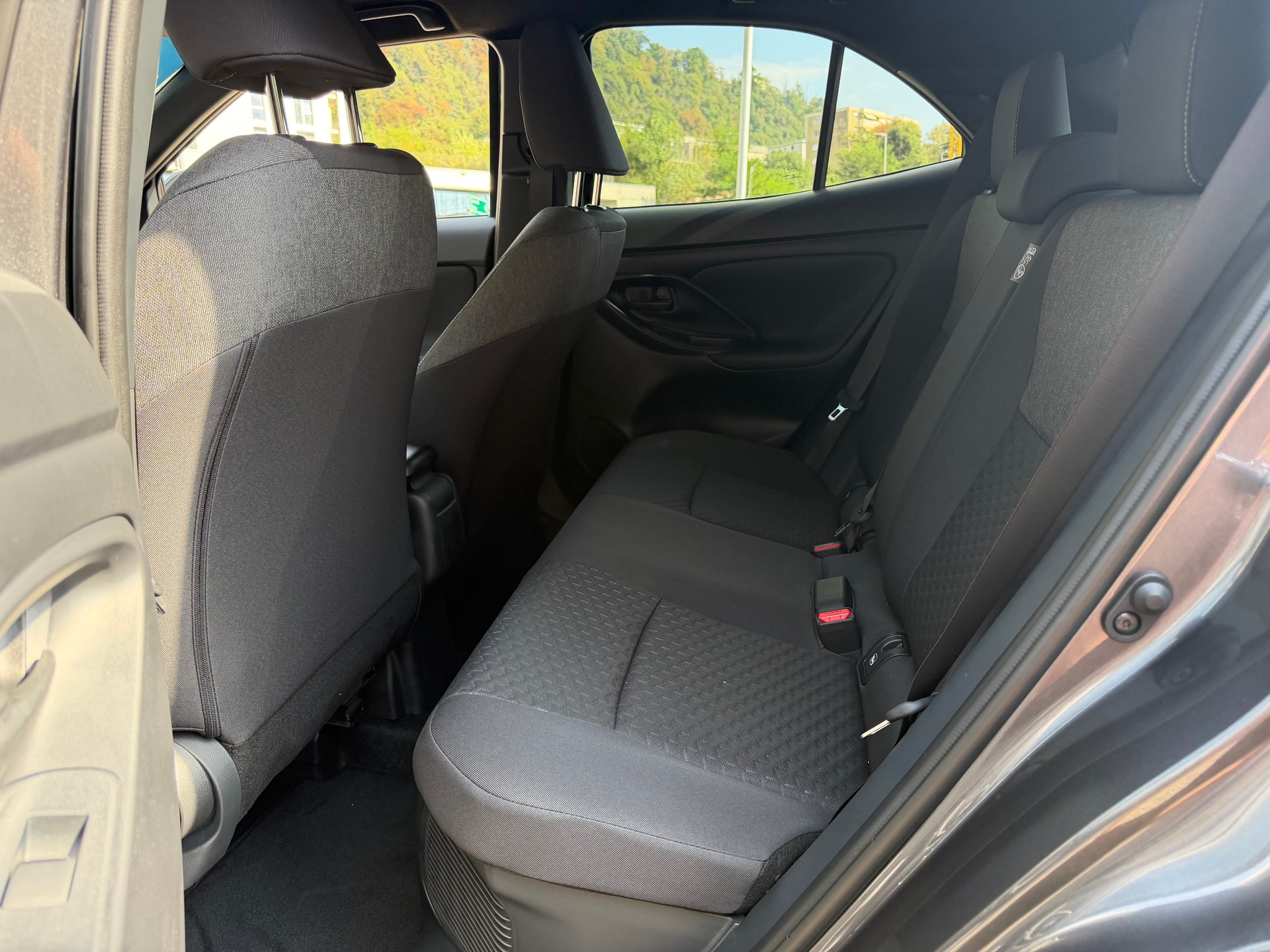 TOYOTA Yaris Cross 1.5 Trend e-CVT-image-10