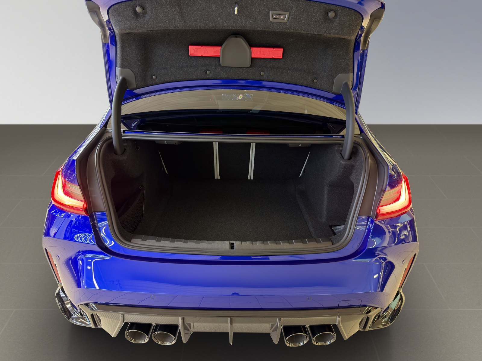 BMW M3 Competition M xDrive-image-16