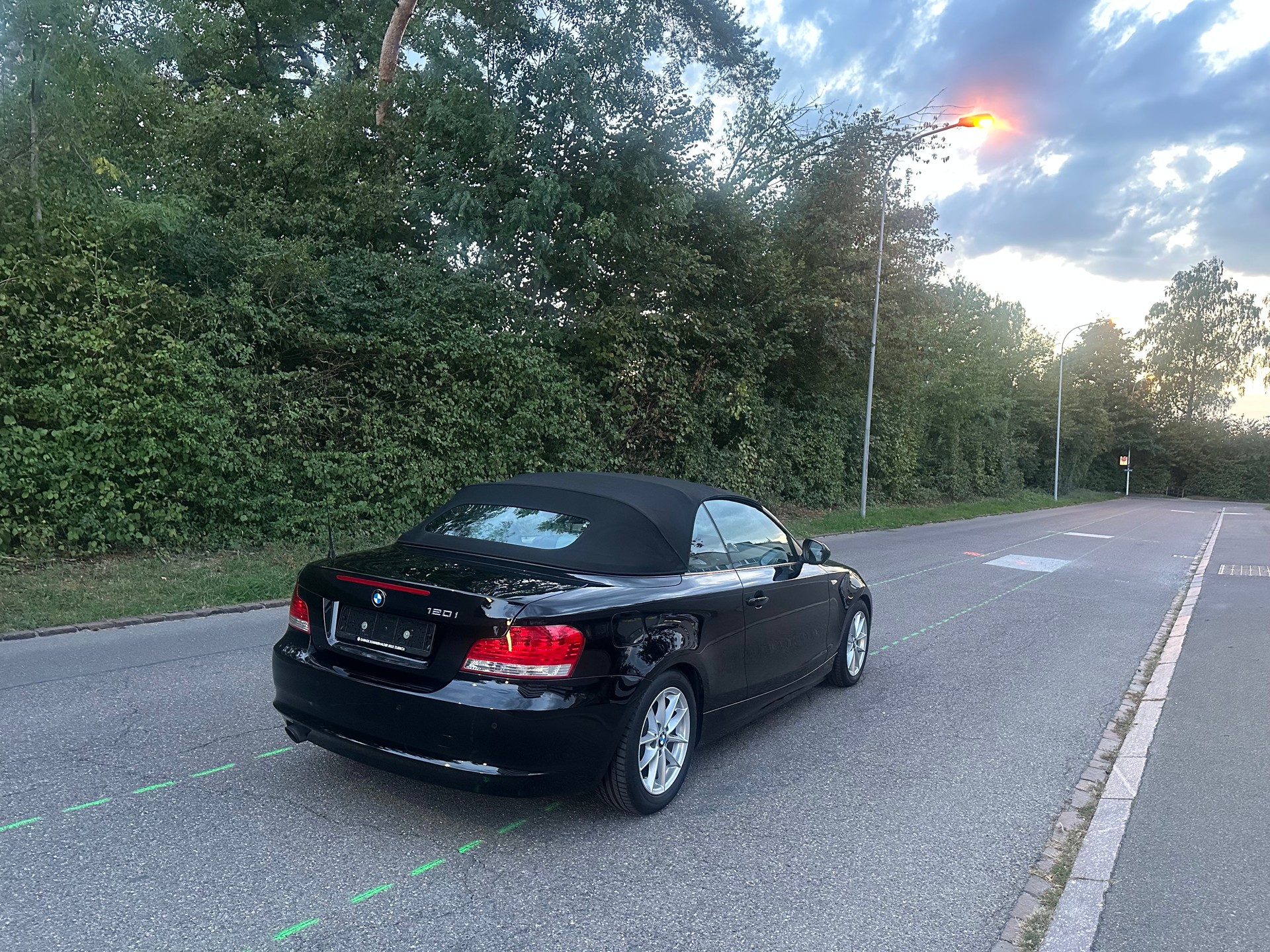 BMW 120i Cabrio Steptronic-image-5