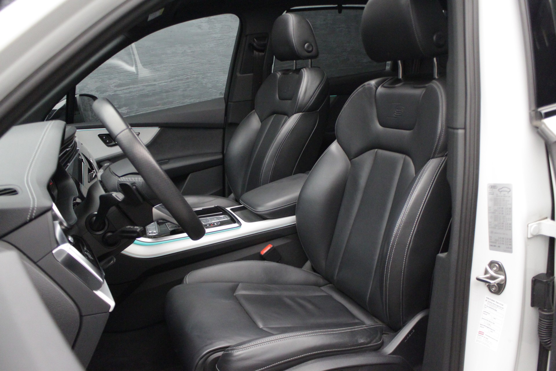 AUDI Q7 45 TDI quattro S Line tiptronic-image-12