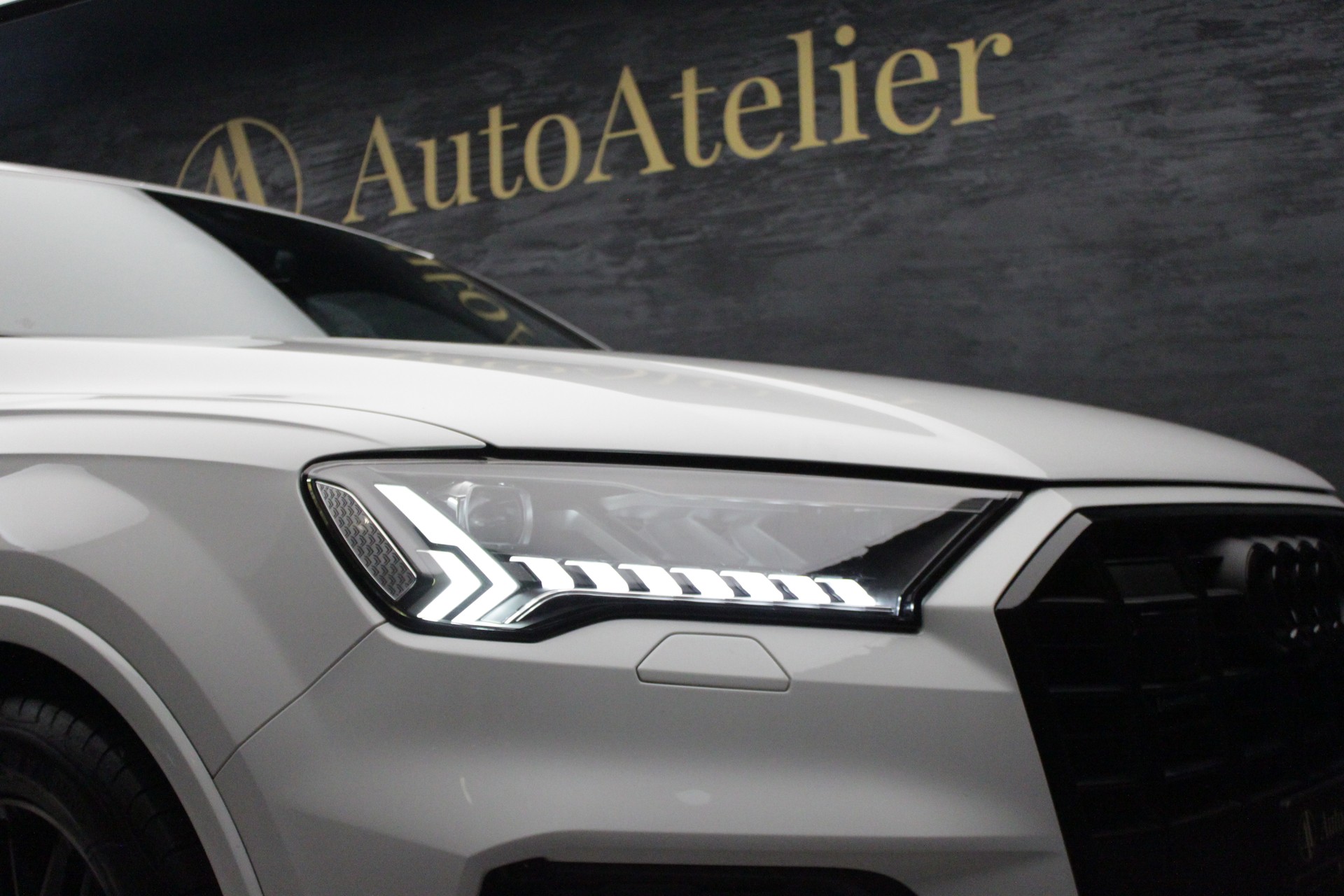 AUDI Q7 45 TDI quattro S Line tiptronic-image-4