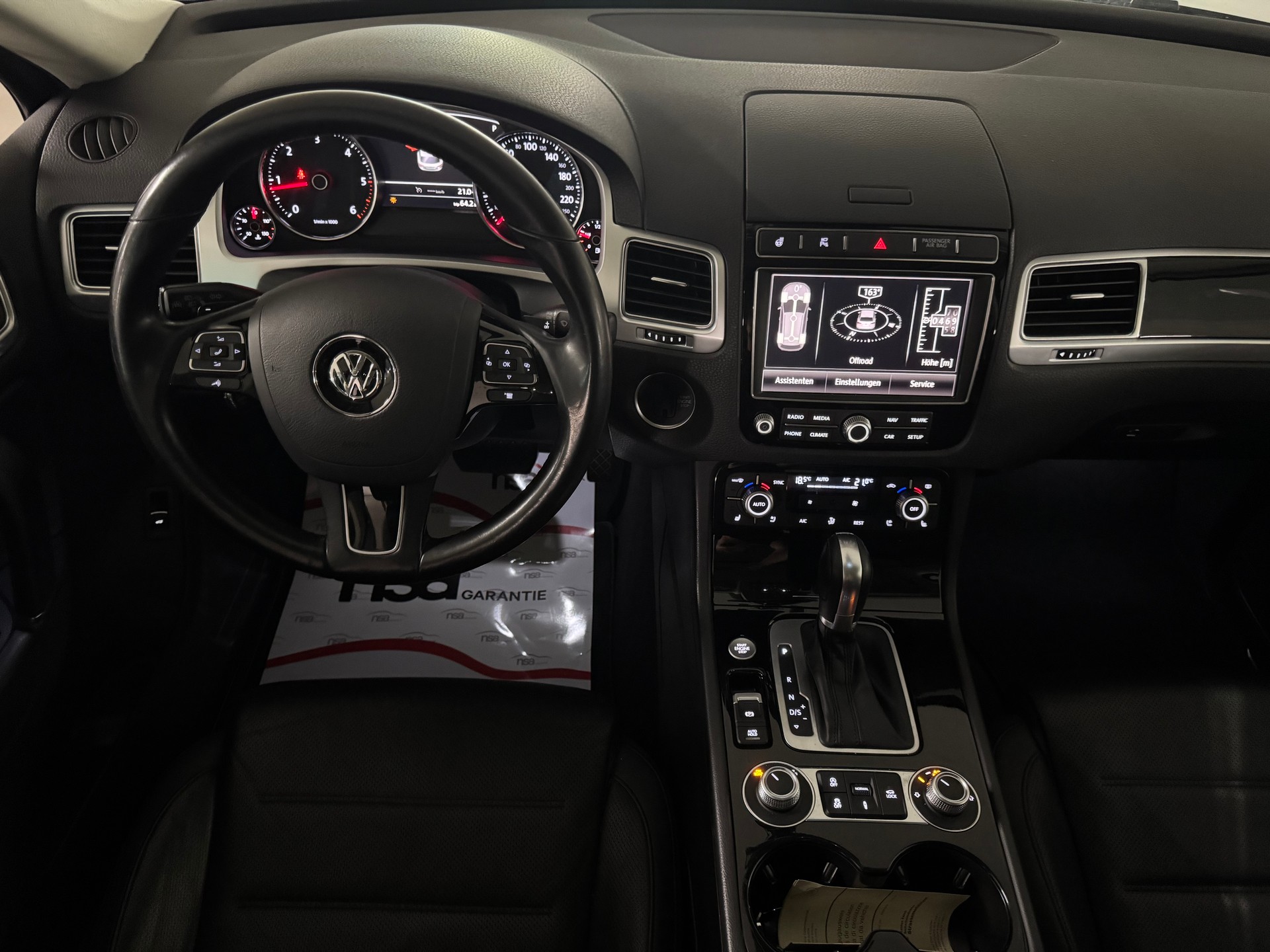 VW Touareg 3.0 TDI BMT R-Line Tiptronic, mit Anhängerkupplung-image-10