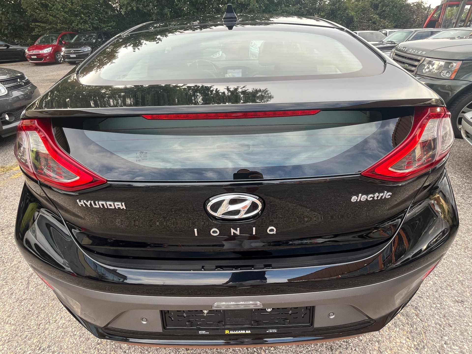 HYUNDAI Ioniq Launch Plus-image-3