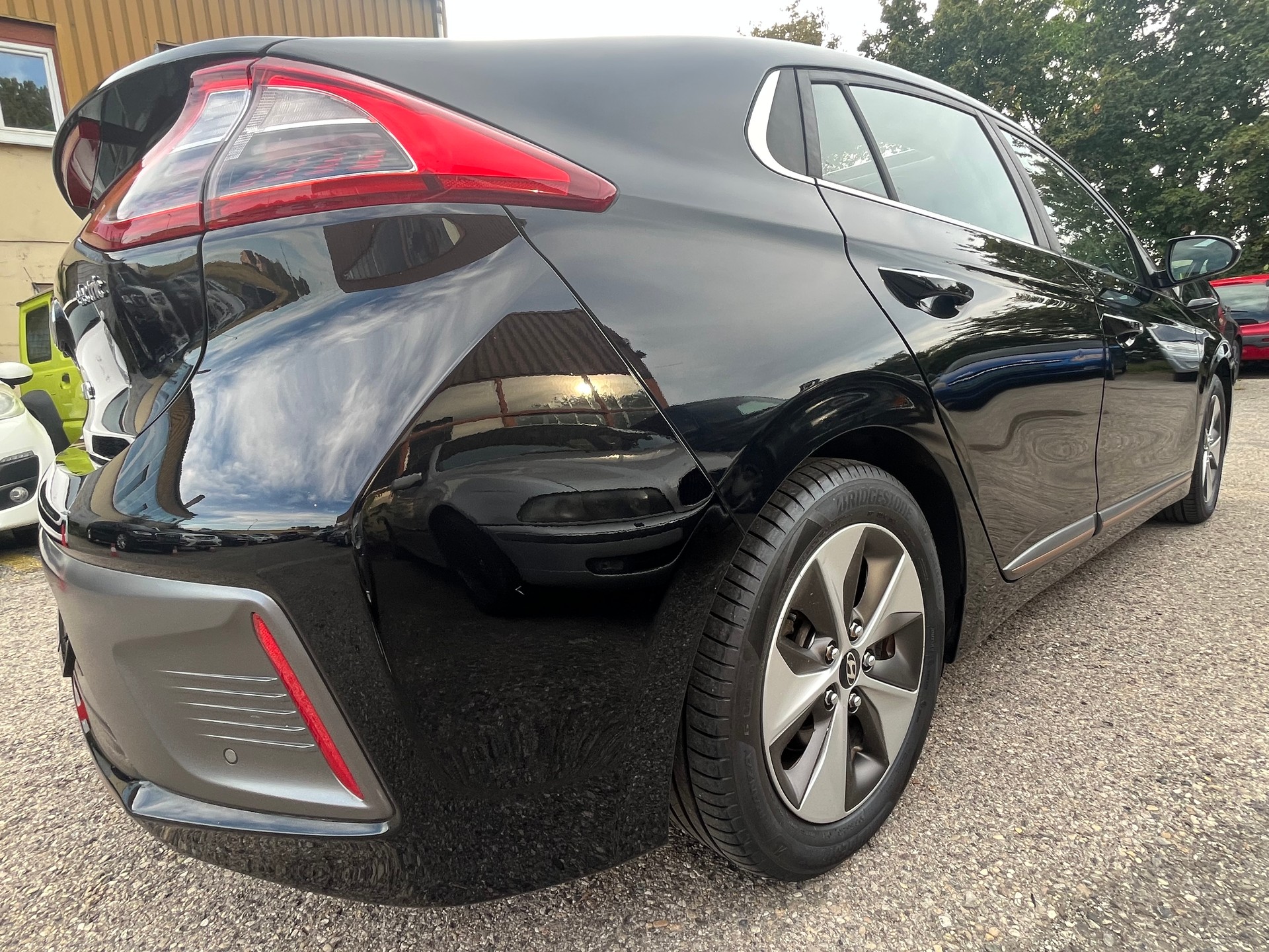 HYUNDAI Ioniq Launch Plus-image-4
