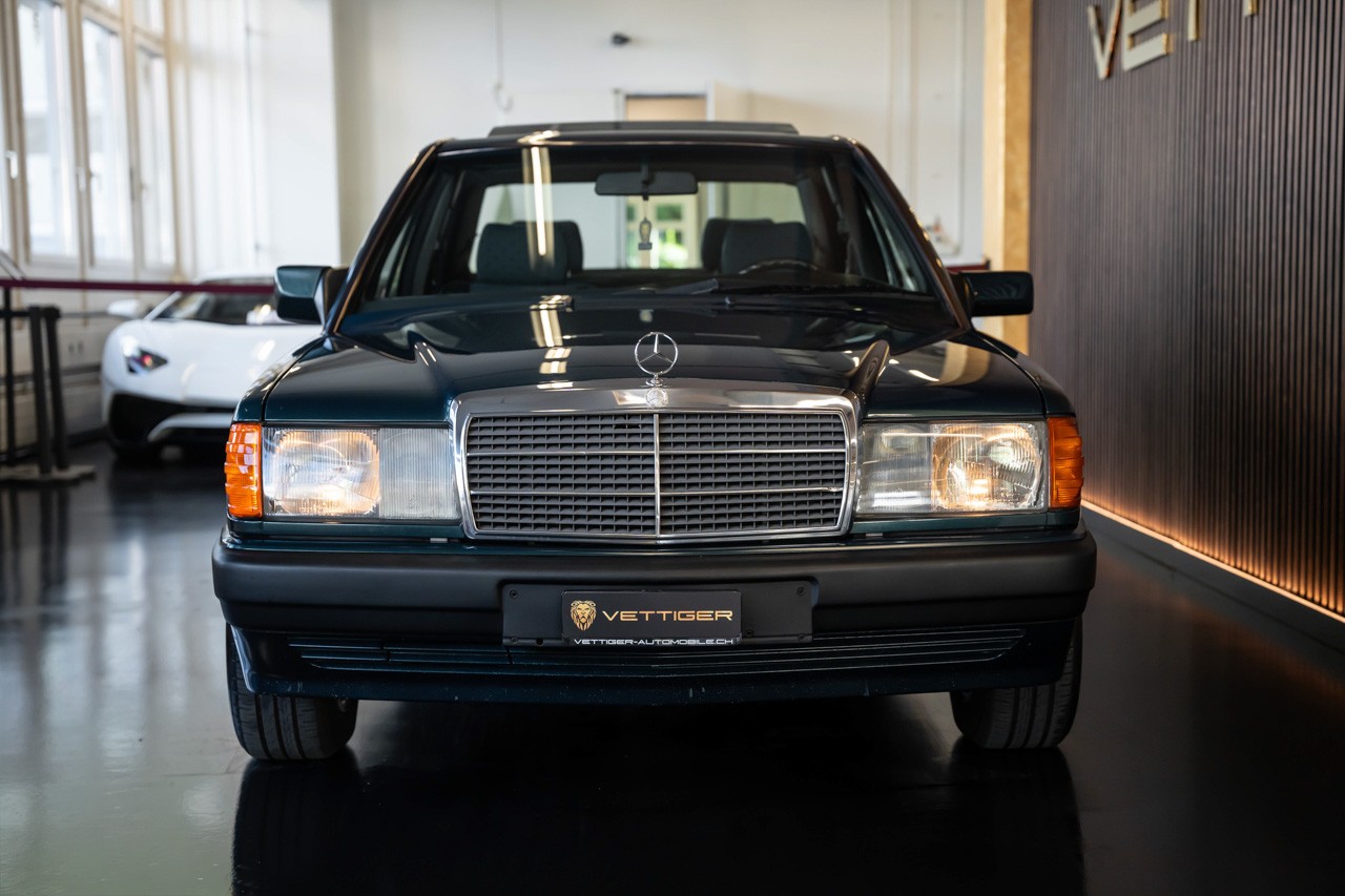 MERCEDES-BENZ 190 E 2.3 Automatic Sondermodell "VERDE"-image-1