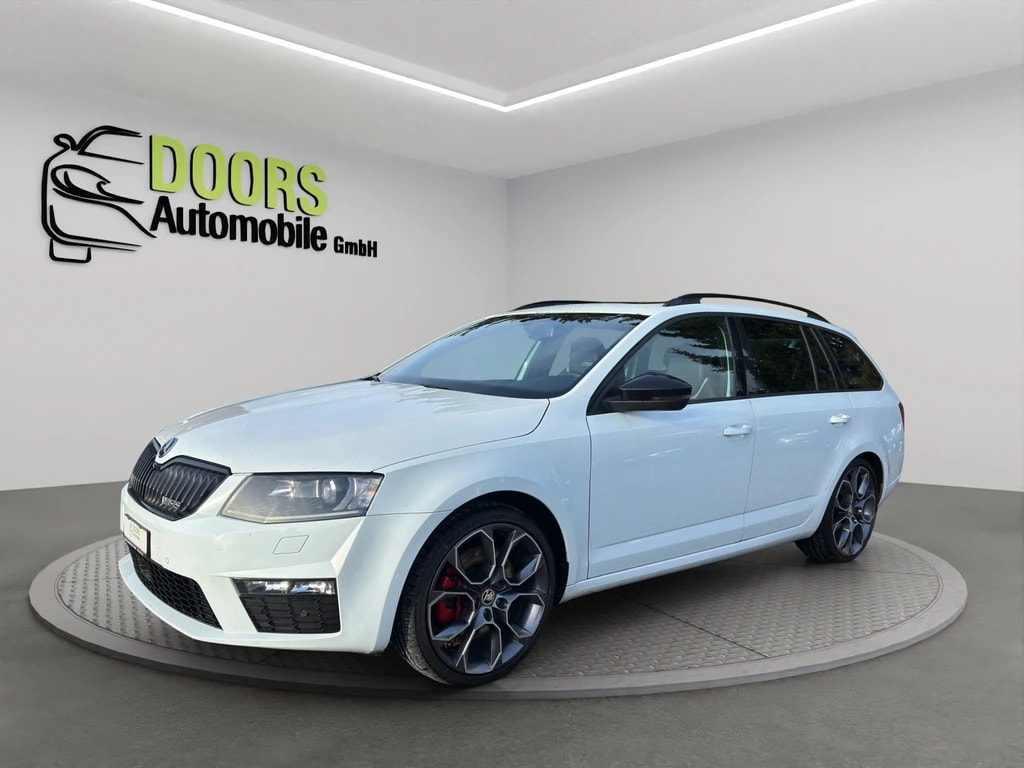 SKODA Octavia Combi 2.0 TDI RS-image-2