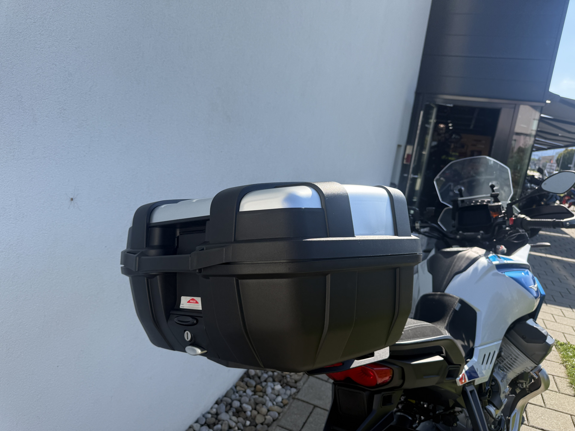 MOTO GUZZI Stelvio Duecento Tributo-image-5