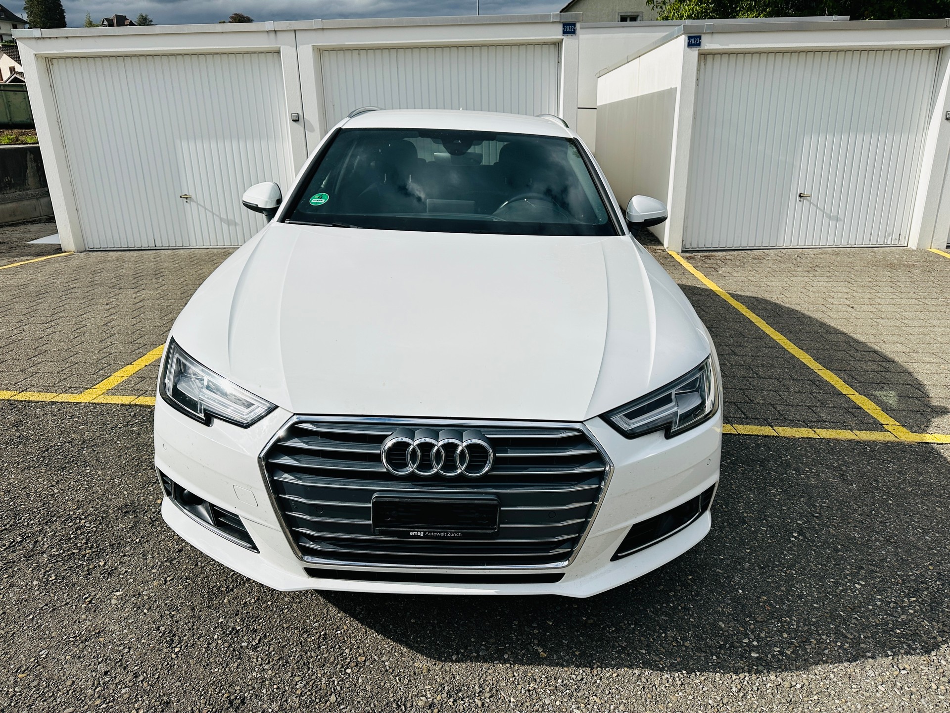 AUDI A4 Avant 2.0 TFSI g-tron Sport S-tronic-image-0