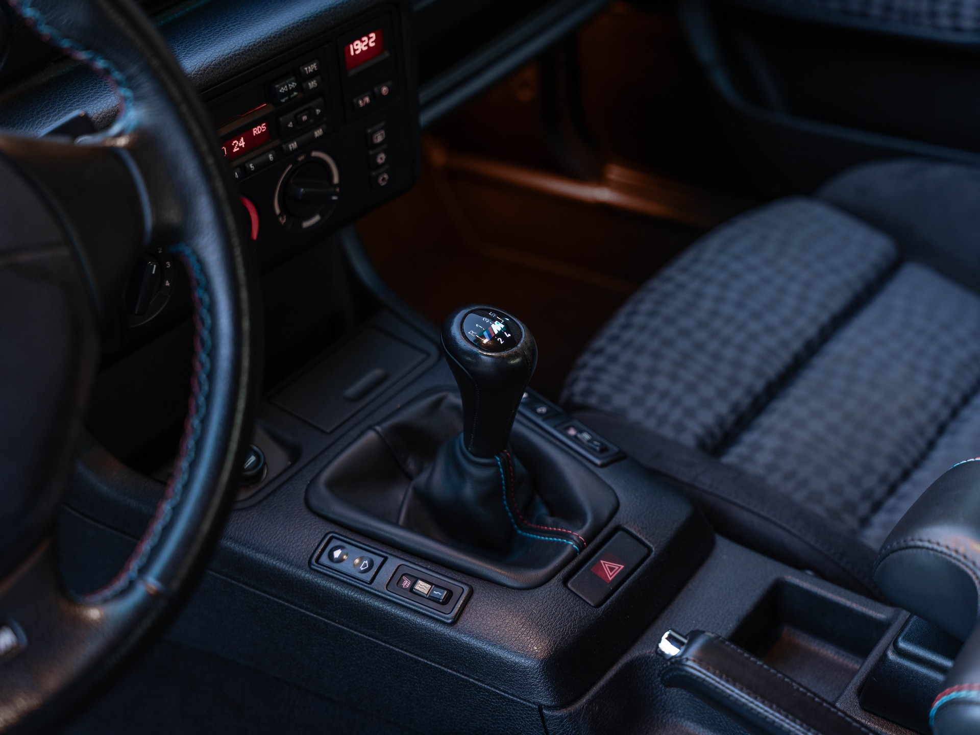 BMW 323ti Compact M-Paket-image-25