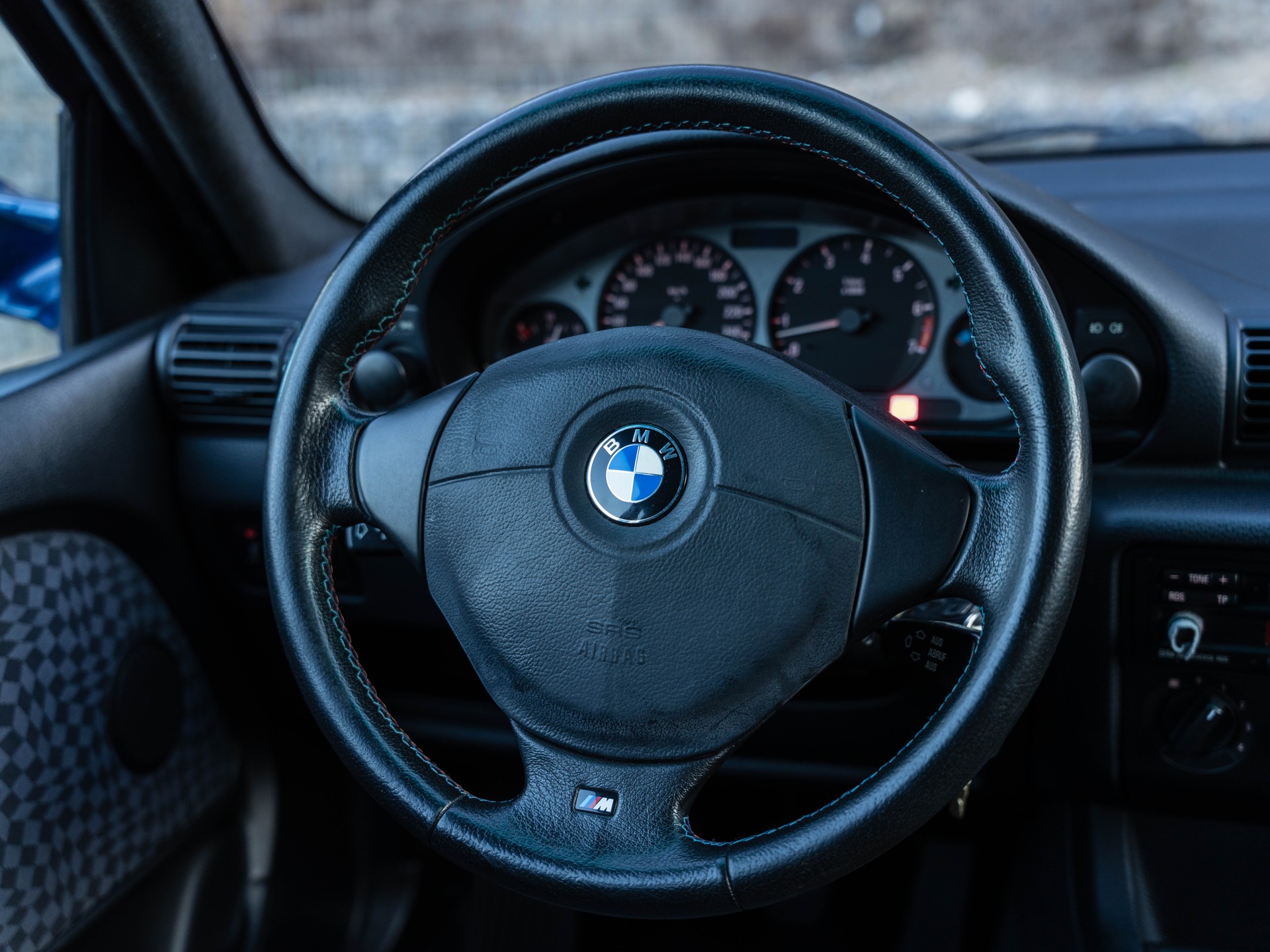 BMW 323ti Compact M-Paket-image-21