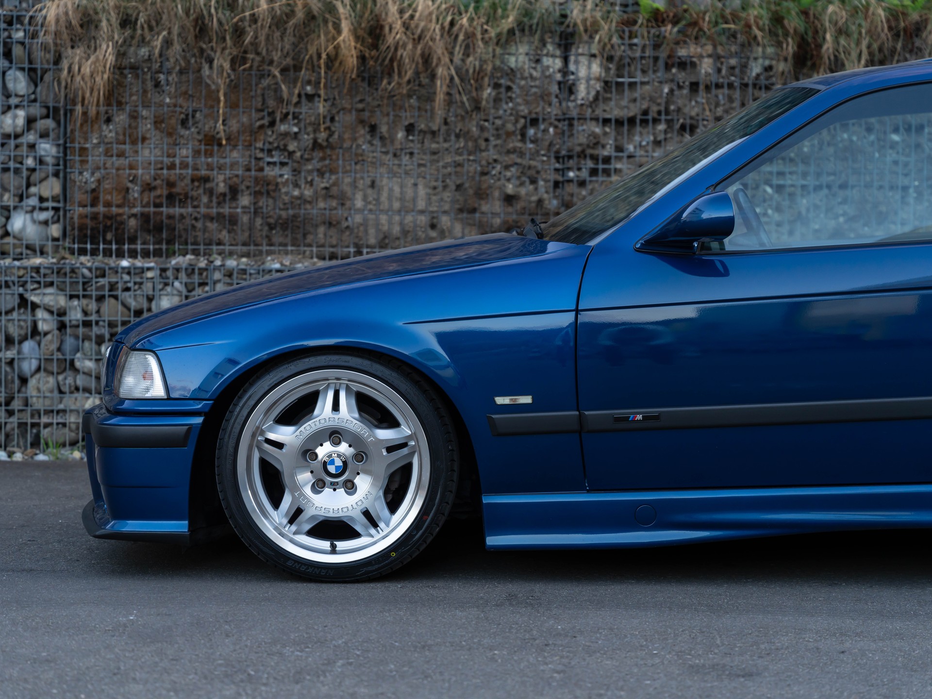BMW 323ti Compact M-Paket-image-3