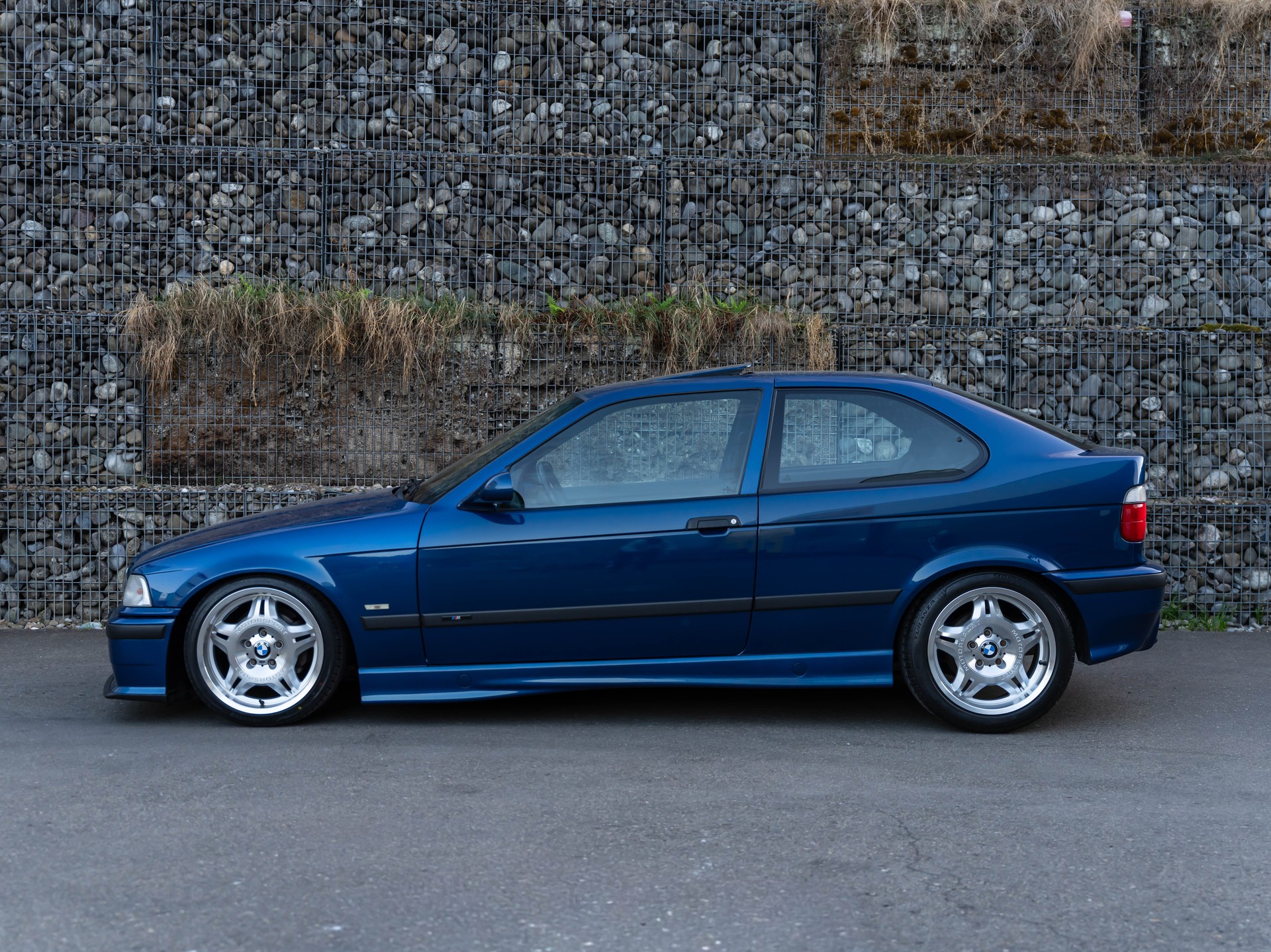 BMW 323ti Compact M-Paket-image-5