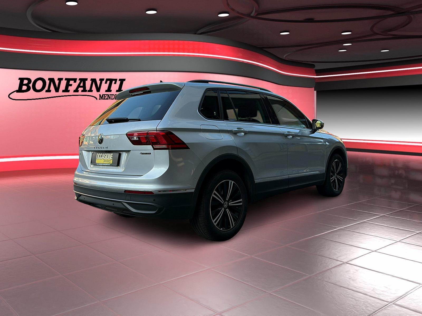 VW Tiguan 2.0 TSI Life DSG-image-11