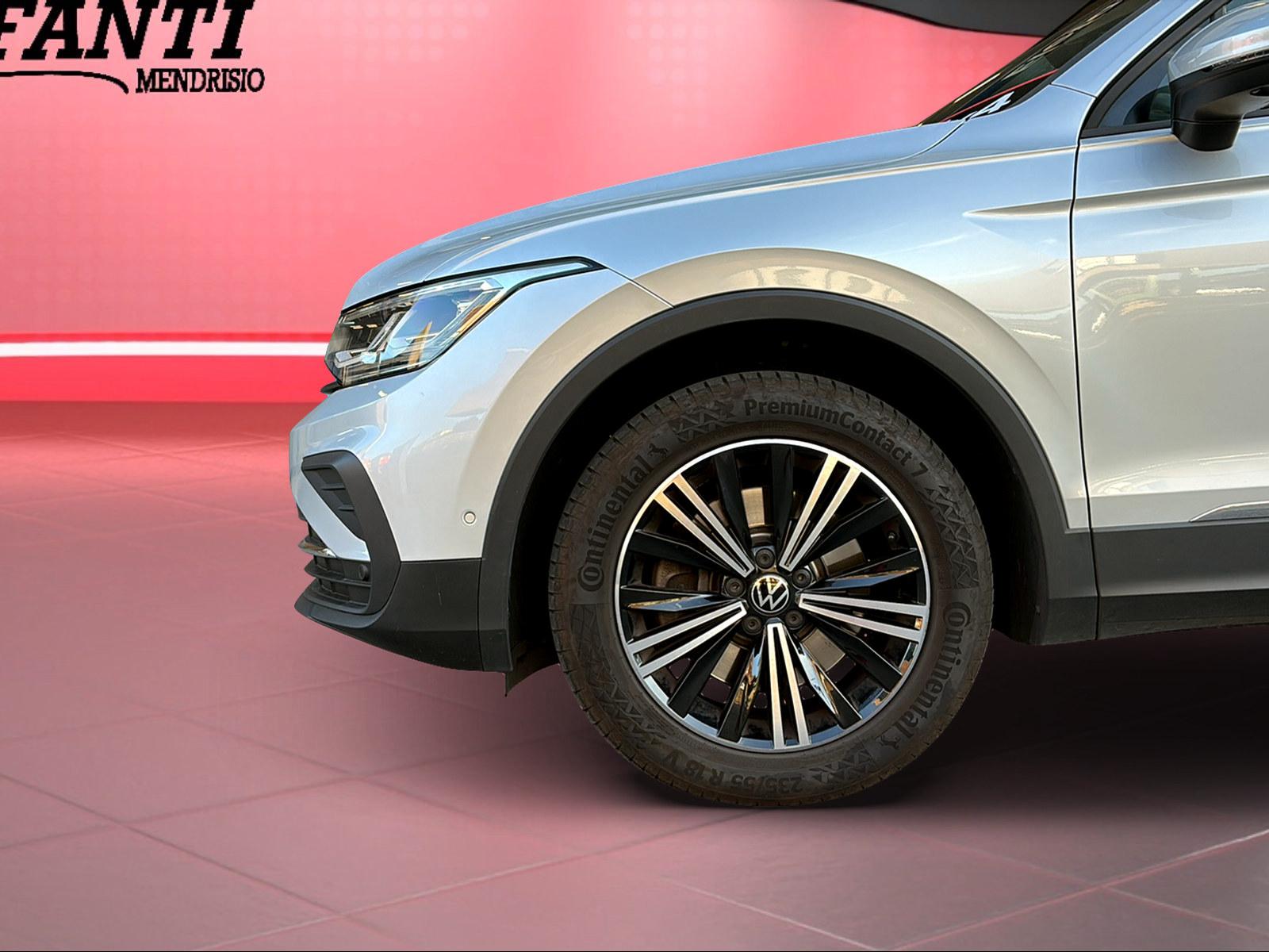VW Tiguan 2.0 TSI Life DSG-image-2