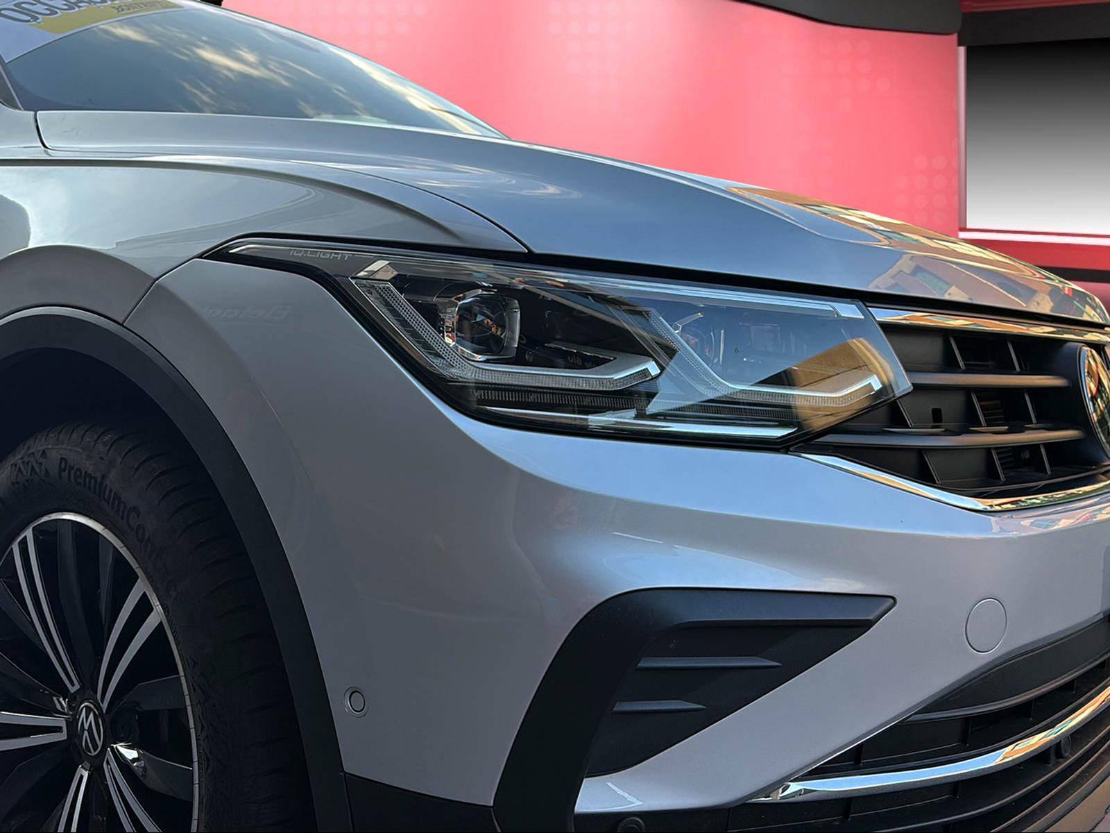 VW Tiguan 2.0 TSI Life DSG-image-13