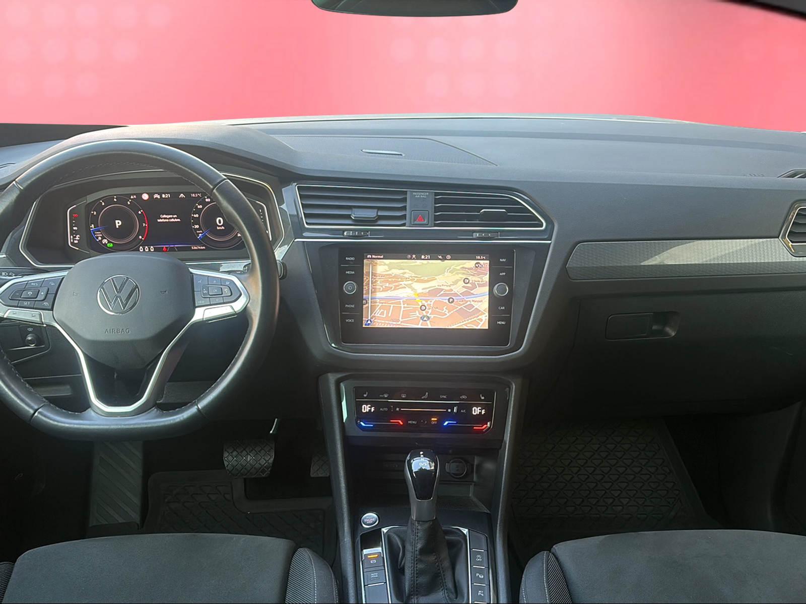 VW Tiguan 2.0 TSI Life DSG-image-12