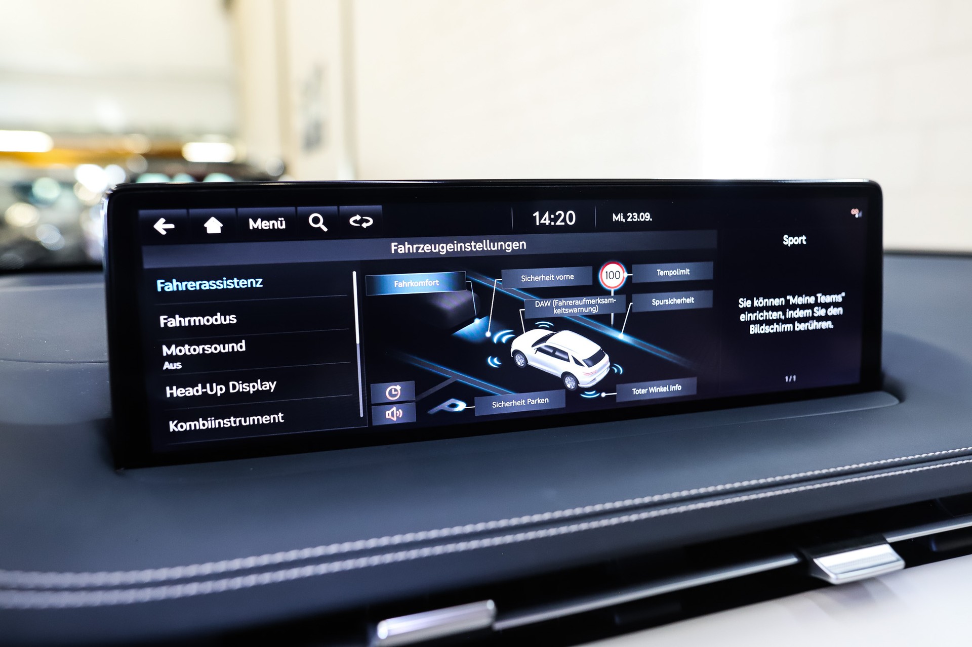GENESIS GV70 Electrified Sport kWh 77,4 AWD *Makalu Gray (Matt)*-image-13