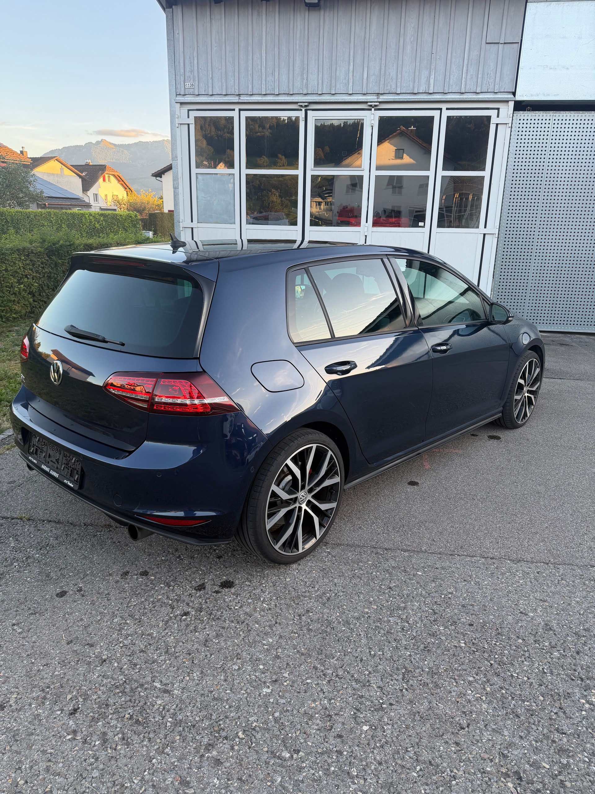 VW 2.0 TSI GTI Performance DSG-image-3